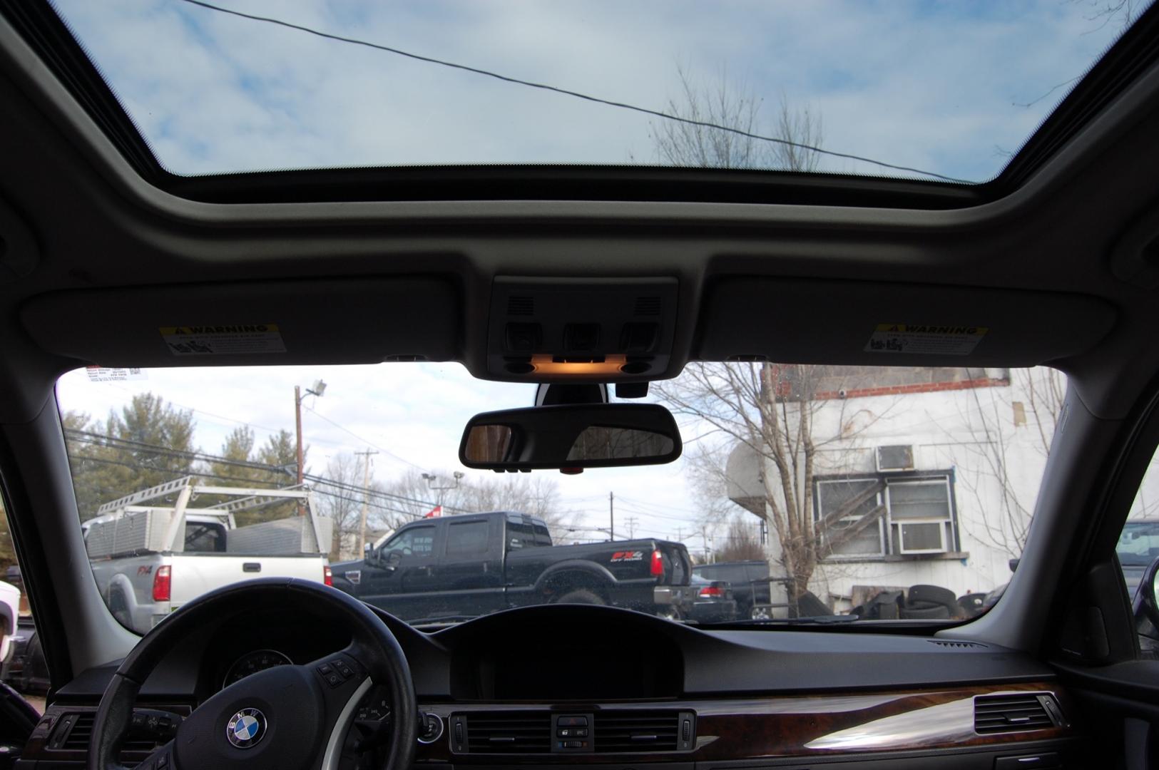 2011 Black /Black Leather BMW 3-Series 335i xDrive Sport (WBAPL5C58BA) with an 3.0L L6 DOHC 24V engine, 6-Speed Manual transmission, located at 6528 Lower York Road, New Hope, PA, 18938, (215) 862-9555, 40.358707, -74.977882 - Photo#17