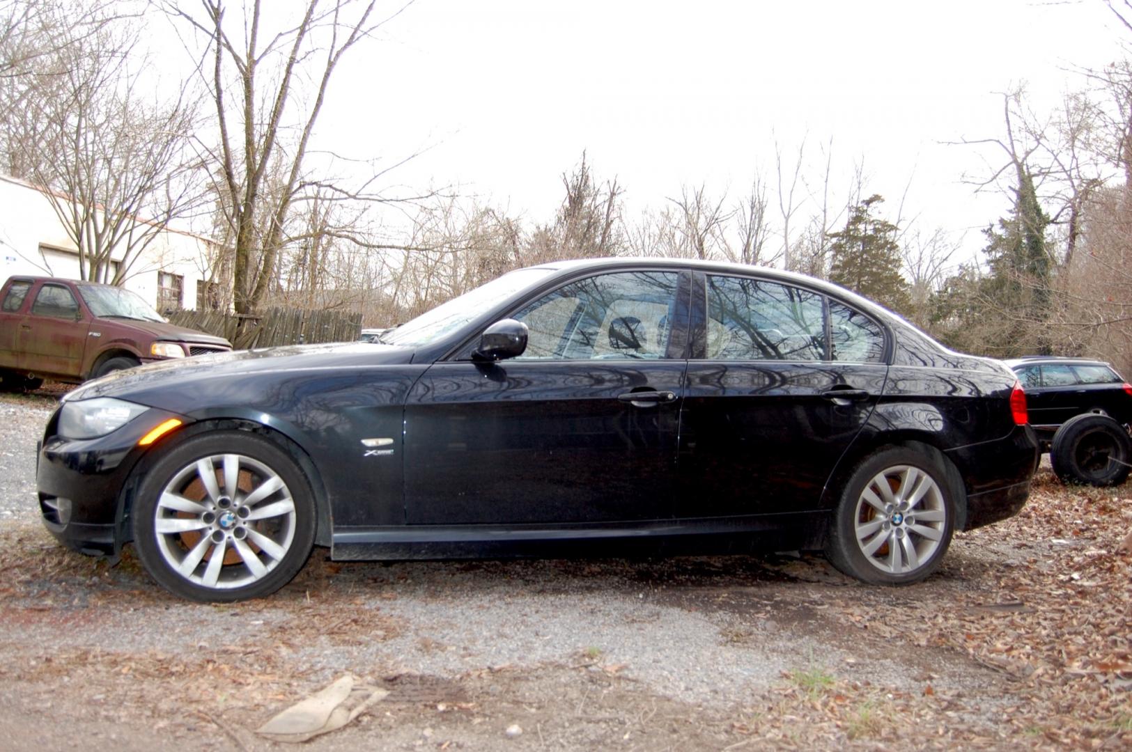 2011 Black /Black Leather BMW 3-Series 335i xDrive Sport (WBAPL5C58BA) with an 3.0L L6 DOHC 24V engine, 6-Speed Manual transmission, located at 6528 Lower York Road, New Hope, PA, 18938, (215) 862-9555, 40.358707, -74.977882 - Photo#1