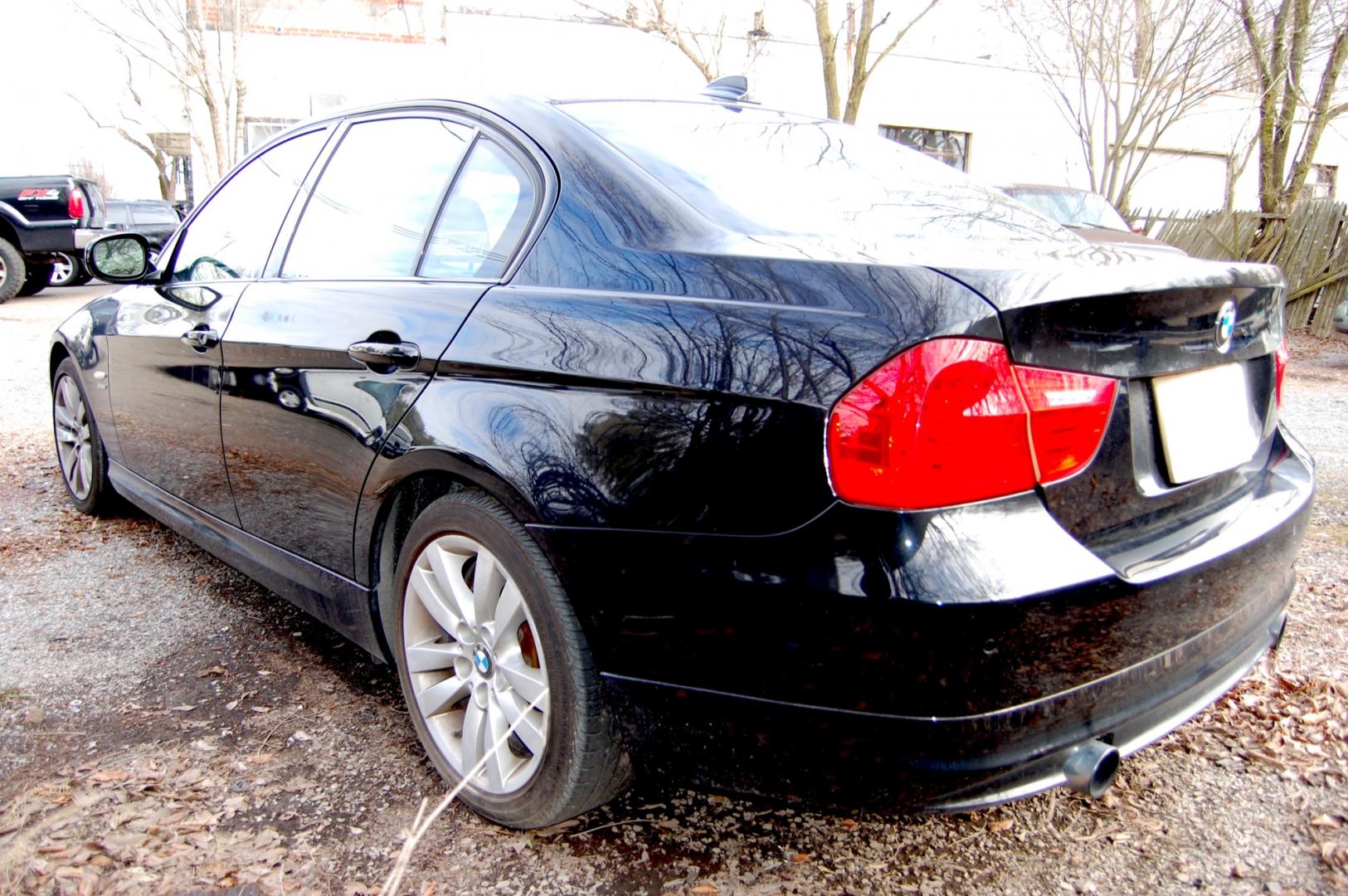 2011 Black /Black Leather BMW 3-Series 335i xDrive Sport (WBAPL5C58BA) with an 3.0L L6 DOHC 24V engine, 6-Speed Manual transmission, located at 6528 Lower York Road, New Hope, PA, 18938, (215) 862-9555, 40.358707, -74.977882 - Photo#7