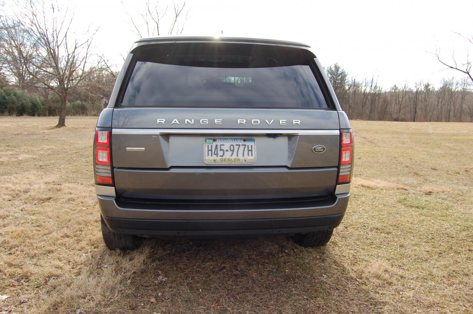 2016 Gray /Black Leather Land Rover Range Rover Supercharged (SALGS2EF6GA) with an 5.0L V8 DOHC 32V SUPERCHARGED engine, 8A transmission, located at 6528 Lower York Road, New Hope, PA, 18938, (215) 862-9555, 40.358707, -74.977882 - Gorgeous 2016 Land Rover Range Rover S/C.......Corris Grey/ Black leather interior, AWD, 5.0 Liter Supercharged V8 engine puts out around 500HP, automatic transmission, tilt/cruise, 2 Master keys, wood trim, keyless entry, power panoramic moonroof, power windows, mirrors, central locking system, d - Photo#7