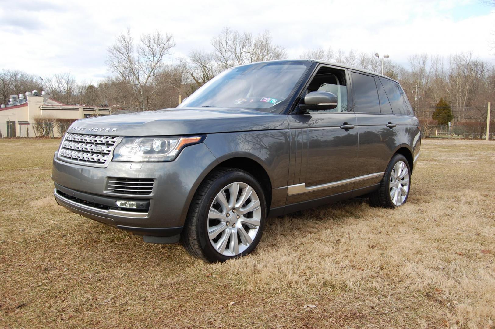 2016 Gray /Black Leather Land Rover Range Rover Supercharged (SALGS2EF6GA) with an 5.0L V8 DOHC 32V SUPERCHARGED engine, 8A transmission, located at 6528 Lower York Road, New Hope, PA, 18938, (215) 862-9555, 40.358707, -74.977882 - Gorgeous 2016 Land Rover Range Rover S/C.......Corris Grey/ Black leather interior, AWD, 5.0 Liter Supercharged V8 engine puts out around 500HP, automatic transmission, tilt/cruise, 2 Master keys, wood trim, keyless entry, power panoramic moonroof, power windows, mirrors, central locking system, d - Photo#0