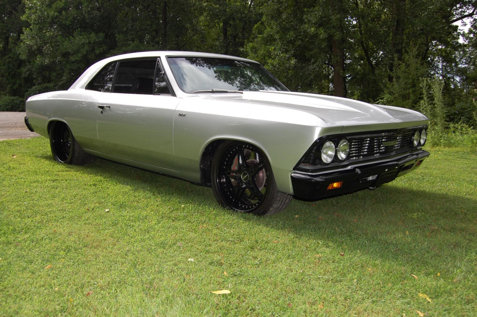 1966 Silver /Black Chevrolet Chevelle SS (136176K1702) with an Supercharged V8 engine, Automatic transmission, located at 6528 Lower York Road, New Hope, PA, 18938, (215) 862-9555, 40.358707, -74.977882 - Fesler USA built 1966 Chevrolet Chevelle SS..., complete tear down with all new sheet metal Super Sport cowl hood, 19" Forgeline SP3P, Michelin Pilot tires, 6 piston Baer brakes, LS-3 crate engine with GM performance heads, 4L80E transmission, Magnusson supercharger system and pulley set up, 3 inc - Photo#0