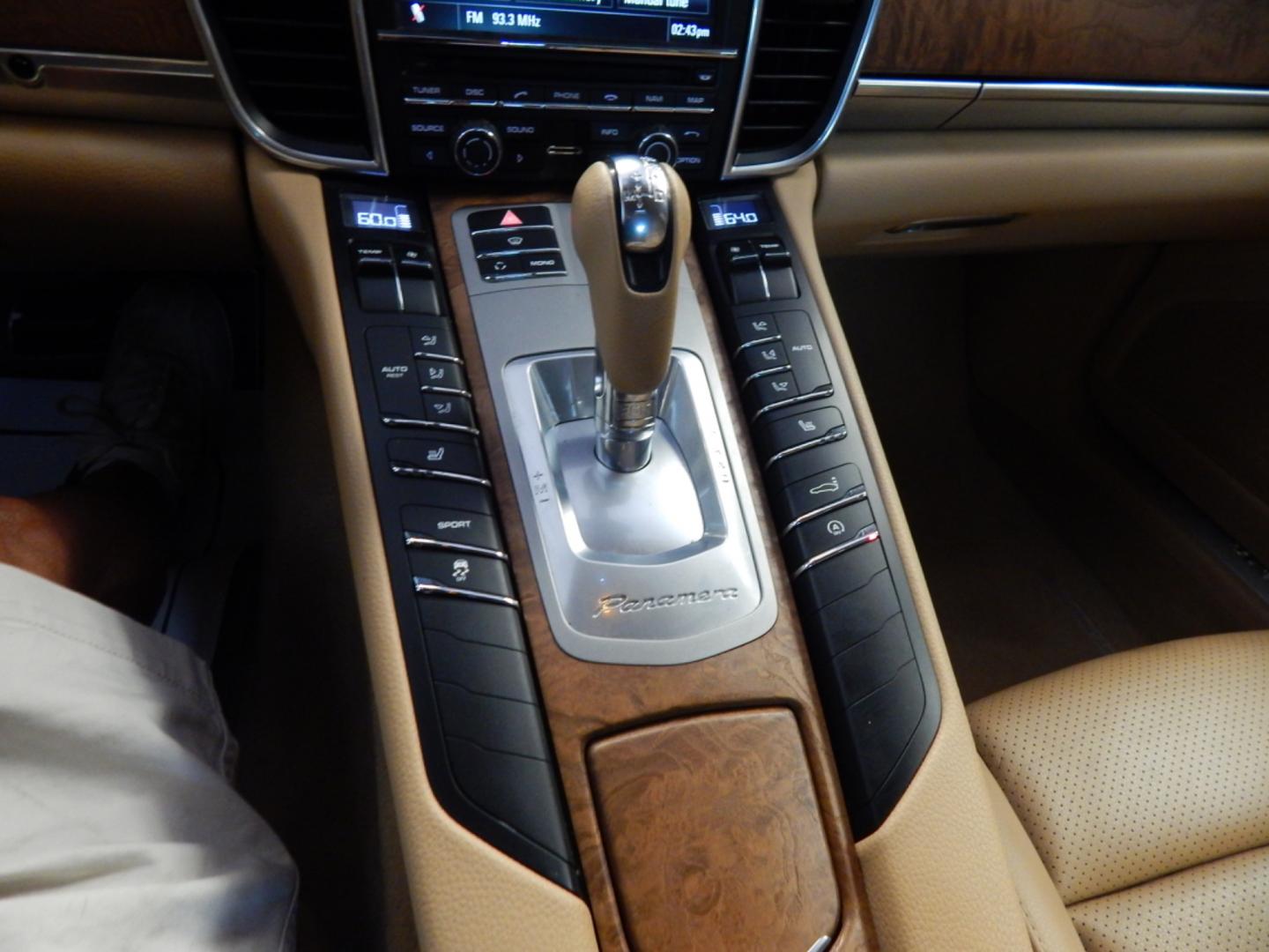 2011 Black /Tan leather Porsche Panamera (WP0AA2A71BL) with an 3.6 L V6 engine, Automatic transmission, located at 6528 Lower York Road, New Hope, PA, 18938, (215) 862-9555, 40.358707, -74.977882 - Here we have a 2011 Porsche Panamera in black, rear wheel drive, 3.6 L V6 automatic transmission, tan leather interior, keyless entry, cruise control, tilt steering, AC, power windows, power locks, power mirrors, power moonroof, wood trim, one master key, auto dimming mirrors, Bose sound system, pow - Photo#11