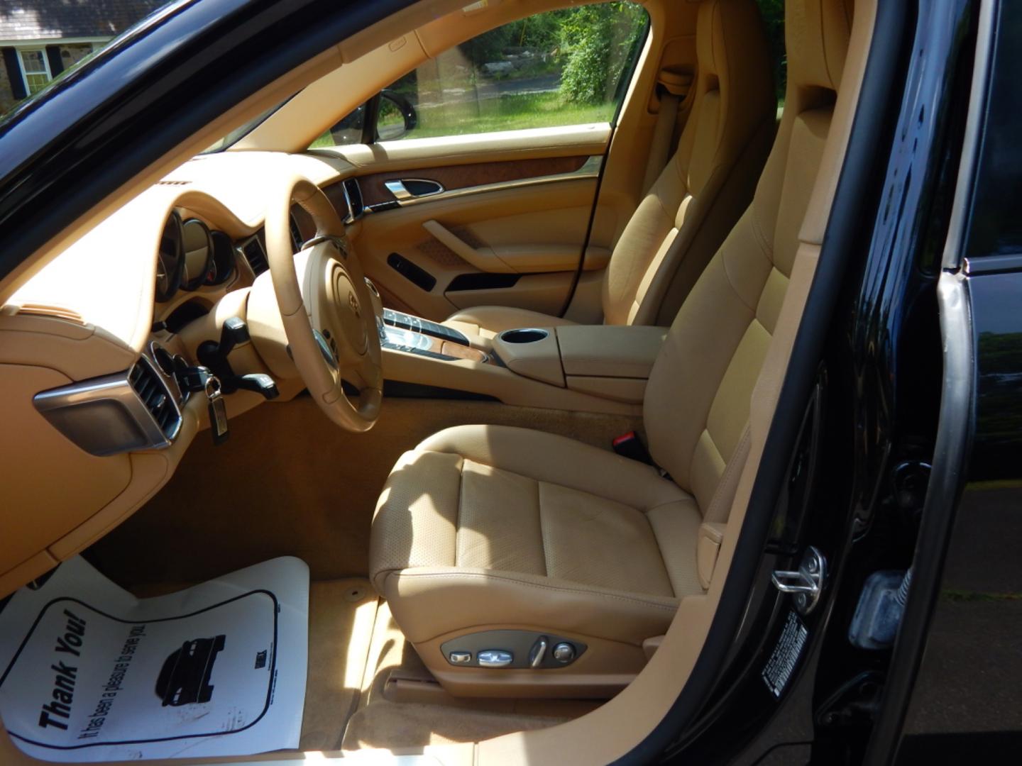 2011 Black /Tan leather Porsche Panamera (WP0AA2A71BL) with an 3.6 L V6 engine, Automatic transmission, located at 6528 Lower York Road, New Hope, PA, 18938, (215) 862-9555, 40.358707, -74.977882 - Here we have a 2011 Porsche Panamera in black, rear wheel drive, 3.6 L V6 automatic transmission, tan leather interior, keyless entry, cruise control, tilt steering, AC, power windows, power locks, power mirrors, power moonroof, wood trim, one master key, auto dimming mirrors, Bose sound system, pow - Photo#8