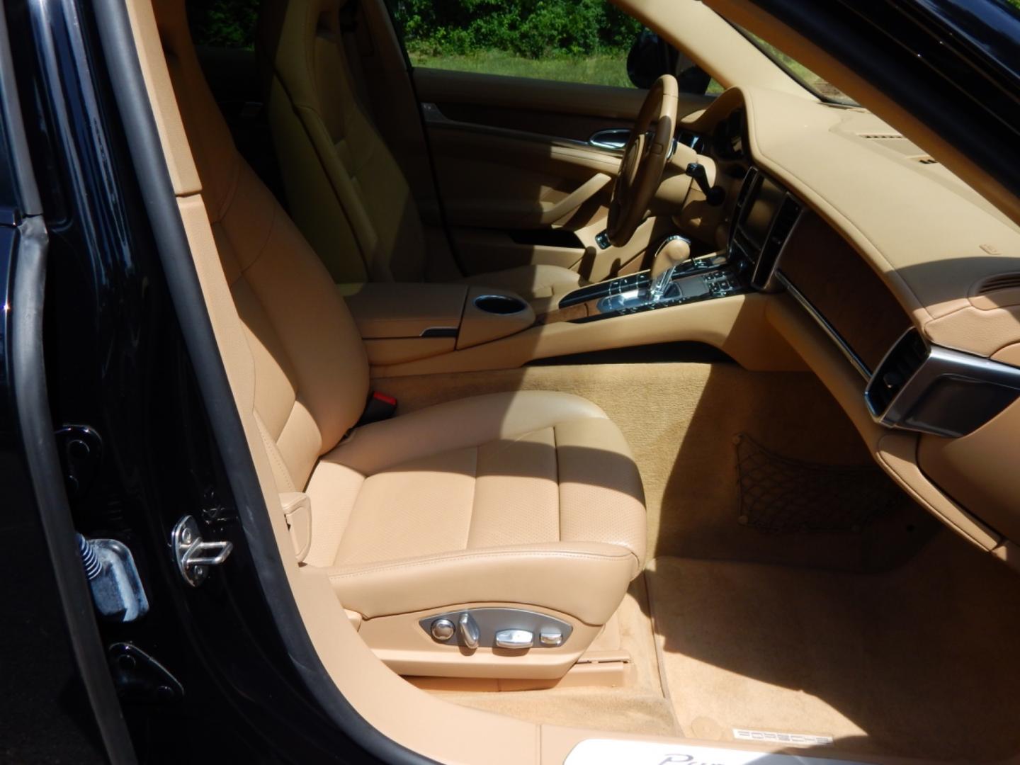 2011 Black /Tan leather Porsche Panamera (WP0AA2A71BL) with an 3.6 L V6 engine, Automatic transmission, located at 6528 Lower York Road, New Hope, PA, 18938, (215) 862-9555, 40.358707, -74.977882 - Here we have a 2011 Porsche Panamera in black, rear wheel drive, 3.6 L V6 automatic transmission, tan leather interior, keyless entry, cruise control, tilt steering, AC, power windows, power locks, power mirrors, power moonroof, wood trim, one master key, auto dimming mirrors, Bose sound system, pow - Photo#20