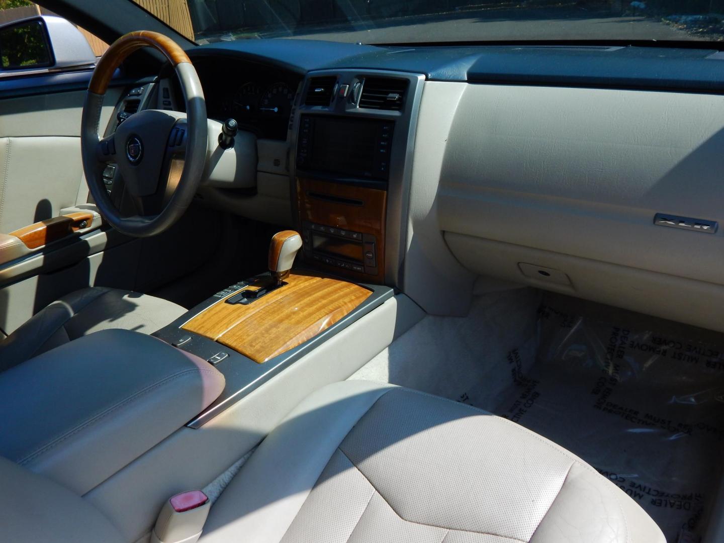 2006 Silver /Beige Leather Cadillac XLR Convertible (1G6YV36A065) with an 4.6L V8 DOHC 24V engine, 5-Speed Automatic Overdrive transmission, located at 6528 Lower York Road, New Hope, PA, 18938, (215) 862-9555, 40.358707, -74.977882 - Great Looking 2006 Cadillac XLR...Collectable, RWD 4.6 Liter V8, Auto Trans, Beige Leather Interior, Wood Trim, Keyless Entry, 1 Remote,1 Key, Cruise/Tilt/AC Power Windows, Power Locks, Power Mirrors, Power Hard Top, Power Heated Seats, Driver/Passenger Front Airbags, AM/FM/CD Bose Sound System, Aut - Photo#11