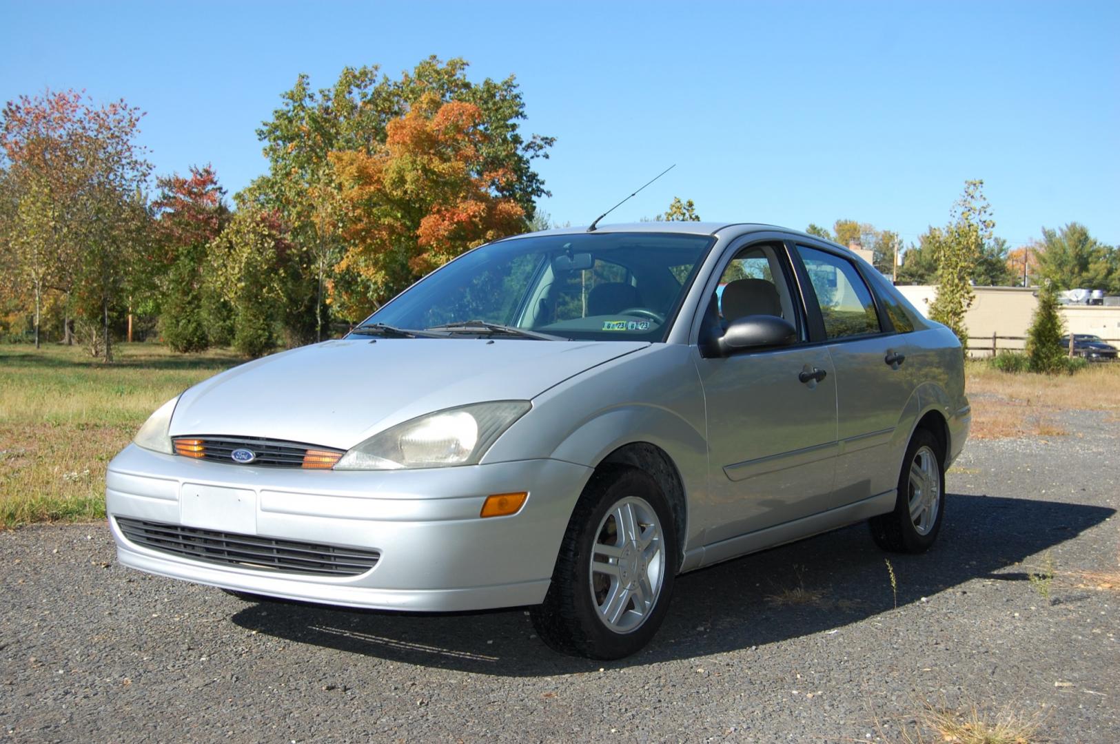 2003 Silver /Gray Cloth Ford Focus SE (1FAFP34P63W) with an 2.0L L4 SOHC 8V engine, Automatic transmission, located at 6528 Lower York Road, New Hope, PA, 18938, (215) 862-9555, 40.358707, -74.977882 - Here for sale is a very nice 2003 Ford Focus SE. Under the hood is a strong running 2.0 liter 4 cylinder which puts power to the front wheels via a smooth shifting automatic transmission. Features include; Gray cloth interior, keyless entry system, one remote, 2 keys, cruise control, tilt steerin - Photo#0