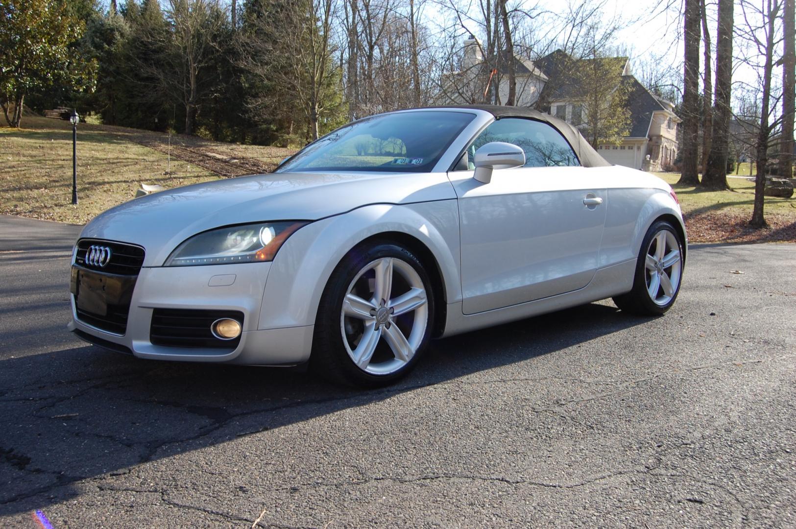 2012 Silver /Black Leather Audi TT Prestige 2.0T Quattro Roadster (TRU4FAFK1C1) with an 2.0L Turbo L4 DOHC 16V engine, 6-Speed Automatic transmission, located at 6528 Lower York Road, New Hope, PA, 18938, (215) 862-9555, 40.358707, -74.977882 - Here for sale is a 2012 AUDI TT Prestige Quattro Roadster. Under the hood is a strong running 2.0 liter turbocharged 4 cylinder which puts power to the Quattro AWD system via a smooth shifting automatic transmission. Features include; Black leather interior, keyless entry system, one master key, c - Photo#0