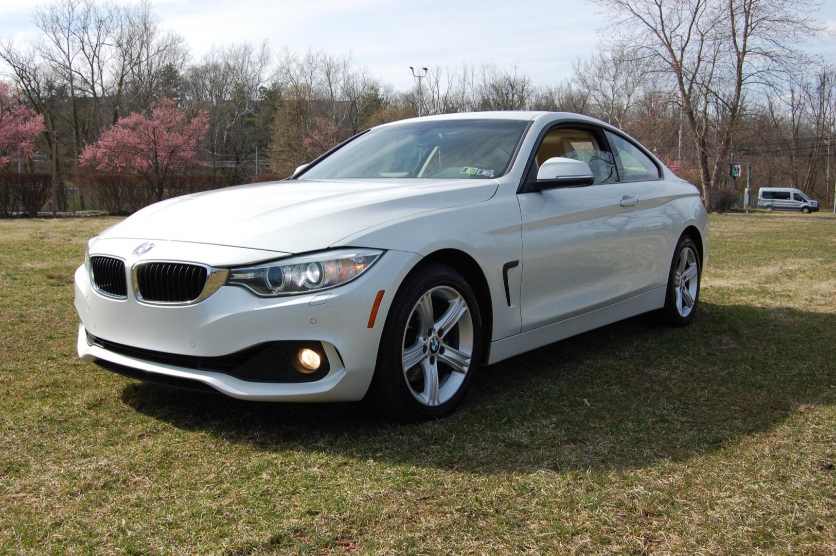 2014 White /Beige BMW 4-Series 428i xDrive (WBA3N9C54EK) with an 2.0L L4 DOHC 16V engine, Automatic transmission, located at 6528 Lower York Road, New Hope, PA, 18938, (215) 862-9555, 40.358707, -74.977882 - AWD 2.0L Turbo, 4cyl, Automatic Transmission, Beige Leather Interior, Wood Trim, Key less Entry, 2 Master Keys, Cruise/Tilt/AC, Power Widows, Power Locks, Power Mirrors, Power Moon Roof, Heated / Cooled Seats, AM/FM/CD/USB/AUX, Bluetooth, Navigation, Rear View Camera, Auto Dimming Mirrors, Dual Zone - Photo#0