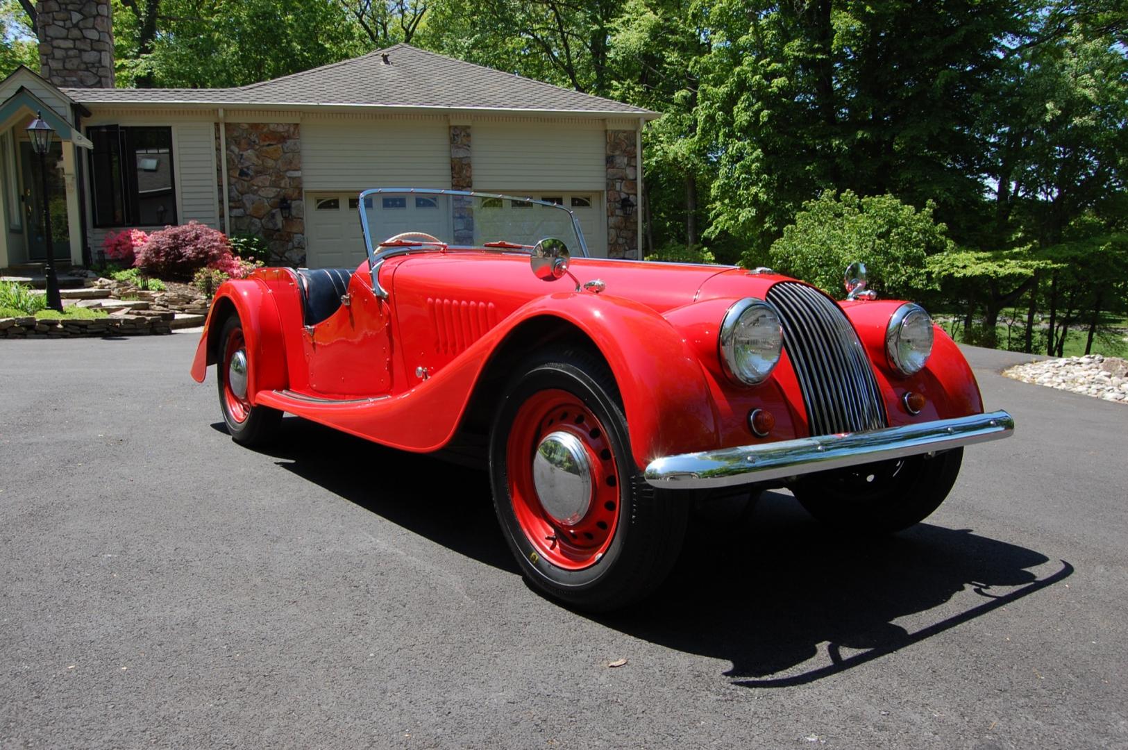 1958 RED /Black vinyl w/red piping Morgan 4/4 series 2 (A329) , 3 speed manual transmission, located at 6528 Lower York Road, New Hope, PA, 18938, (215) 862-9555, 40.358707, -74.977882 - Photo#0