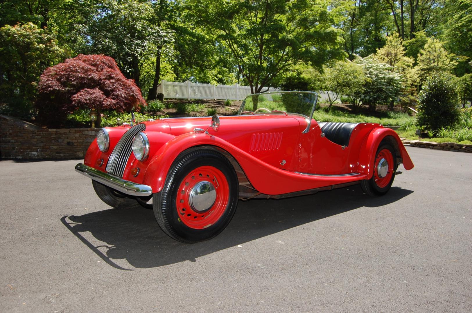 1958 RED /Black vinyl w/red piping Morgan 4/4 series 2 (A329) , 3 speed manual transmission, located at 6528 Lower York Road, New Hope, PA, 18938, (215) 862-9555, 40.358707, -74.977882 - Photo#5