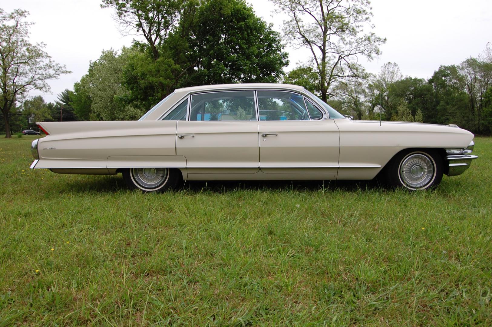 1962 light sandalwood /Beige Cadillac Sedan Deville (62L049281) with an V8 engine, Automatic transmission, located at 6528 Lower York Road, New Hope, PA, 18938, (215) 862-9555, 40.358707, -74.977882 - Here we have an all original Cadillac Sedan Deville also known as series 62. This vehicle has been locally owned for many years. Under the hood there is a strong running 6.4L 390 cubic inch V8 putting power to the rear wheels via a smooth shifting automatic transmission. The interior is in very nice - Photo#4