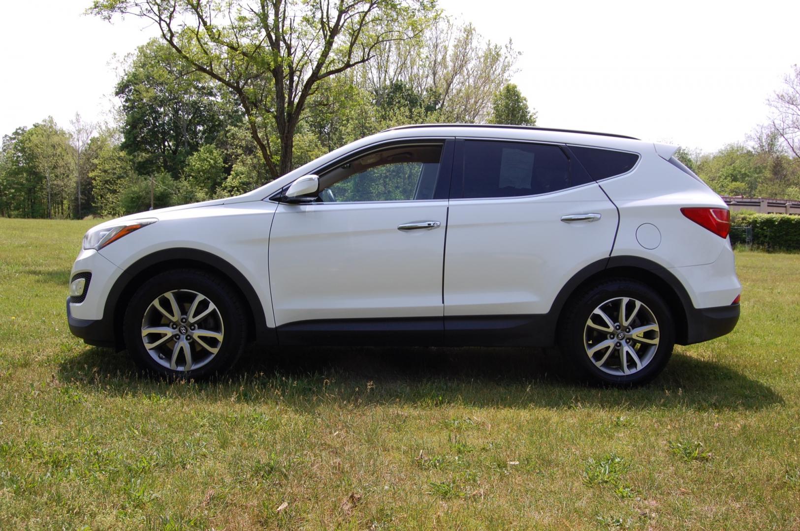 2014 White /Tan Leather Hyundai Santa Fe Sport 2.0T AWD (5XYZUDLA8EG) with an 2.0L L4 DOHC 16V TURBO engine, 6-Speed Automatic transmission, located at 6528 Lower York Road, New Hope, PA, 18938, (215) 862-9555, 40.358707, -74.977882 - 2014 Hyundai Santa Fe Sport...AWD, 2.0 liter 4 cylinder turbo charged engine, auto trans, tilt/cruise, power windows, locks ands mirrors, tan leather interior, push button start, dual climate control, dual heated, power seats, AM/FM/Bluetooth sound system, front/side curtain air bags, Eco mode. Ex - Photo#1