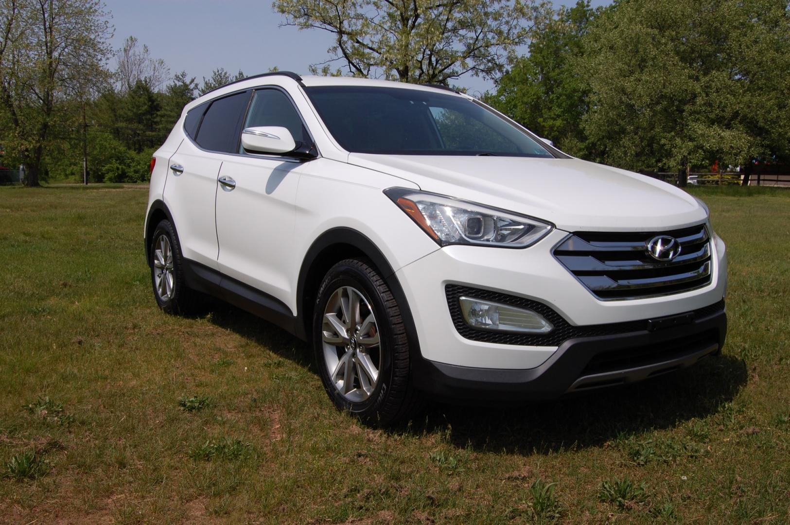 2014 White /Tan Leather Hyundai Santa Fe Sport 2.0T AWD (5XYZUDLA8EG) with an 2.0L L4 DOHC 16V TURBO engine, 6-Speed Automatic transmission, located at 6528 Lower York Road, New Hope, PA, 18938, (215) 862-9555, 40.358707, -74.977882 - 2014 Hyundai Santa Fe Sport...AWD, 2.0 liter 4 cylinder turbo charged engine, auto trans, tilt/cruise, power windows, locks ands mirrors, tan leather interior, push button start, dual climate control, dual heated, power seats, AM/FM/Bluetooth sound system, front/side curtain air bags, Eco mode. Ex - Photo#2