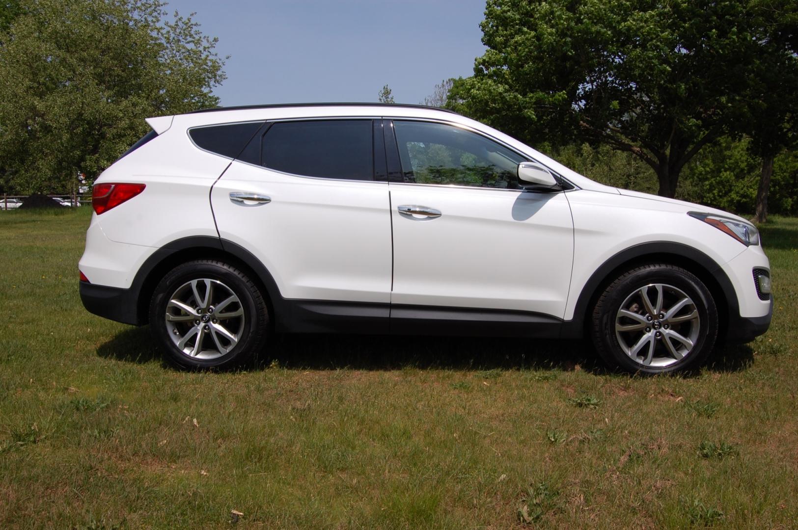 2014 White /Tan Leather Hyundai Santa Fe Sport 2.0T AWD (5XYZUDLA8EG) with an 2.0L L4 DOHC 16V TURBO engine, 6-Speed Automatic transmission, located at 6528 Lower York Road, New Hope, PA, 18938, (215) 862-9555, 40.358707, -74.977882 - 2014 Hyundai Santa Fe Sport...AWD, 2.0 liter 4 cylinder turbo charged engine, auto trans, tilt/cruise, power windows, locks ands mirrors, tan leather interior, push button start, dual climate control, dual heated, power seats, AM/FM/Bluetooth sound system, front/side curtain air bags, Eco mode. Ex - Photo#3