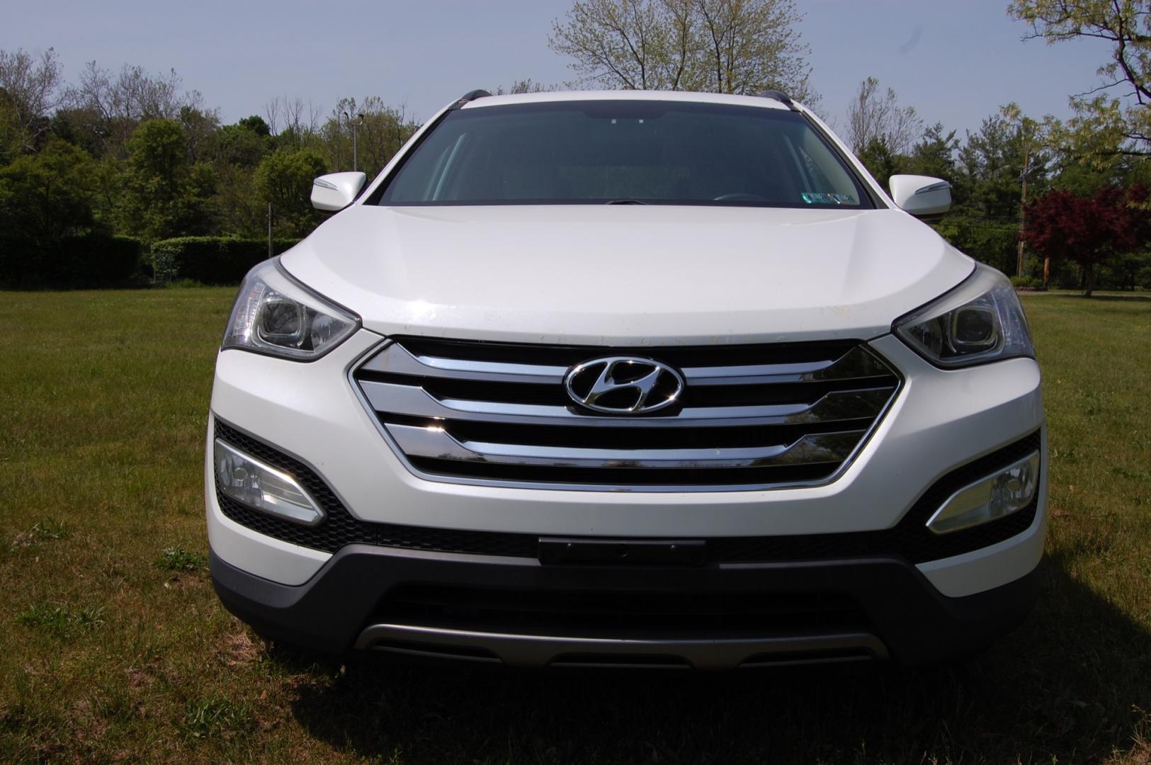 2014 White /Tan Leather Hyundai Santa Fe Sport 2.0T AWD (5XYZUDLA8EG) with an 2.0L L4 DOHC 16V TURBO engine, 6-Speed Automatic transmission, located at 6528 Lower York Road, New Hope, PA, 18938, (215) 862-9555, 40.358707, -74.977882 - 2014 Hyundai Santa Fe Sport...AWD, 2.0 liter 4 cylinder turbo charged engine, auto trans, tilt/cruise, power windows, locks ands mirrors, tan leather interior, push button start, dual climate control, dual heated, power seats, AM/FM/Bluetooth sound system, front/side curtain air bags, Eco mode. Ex - Photo#6