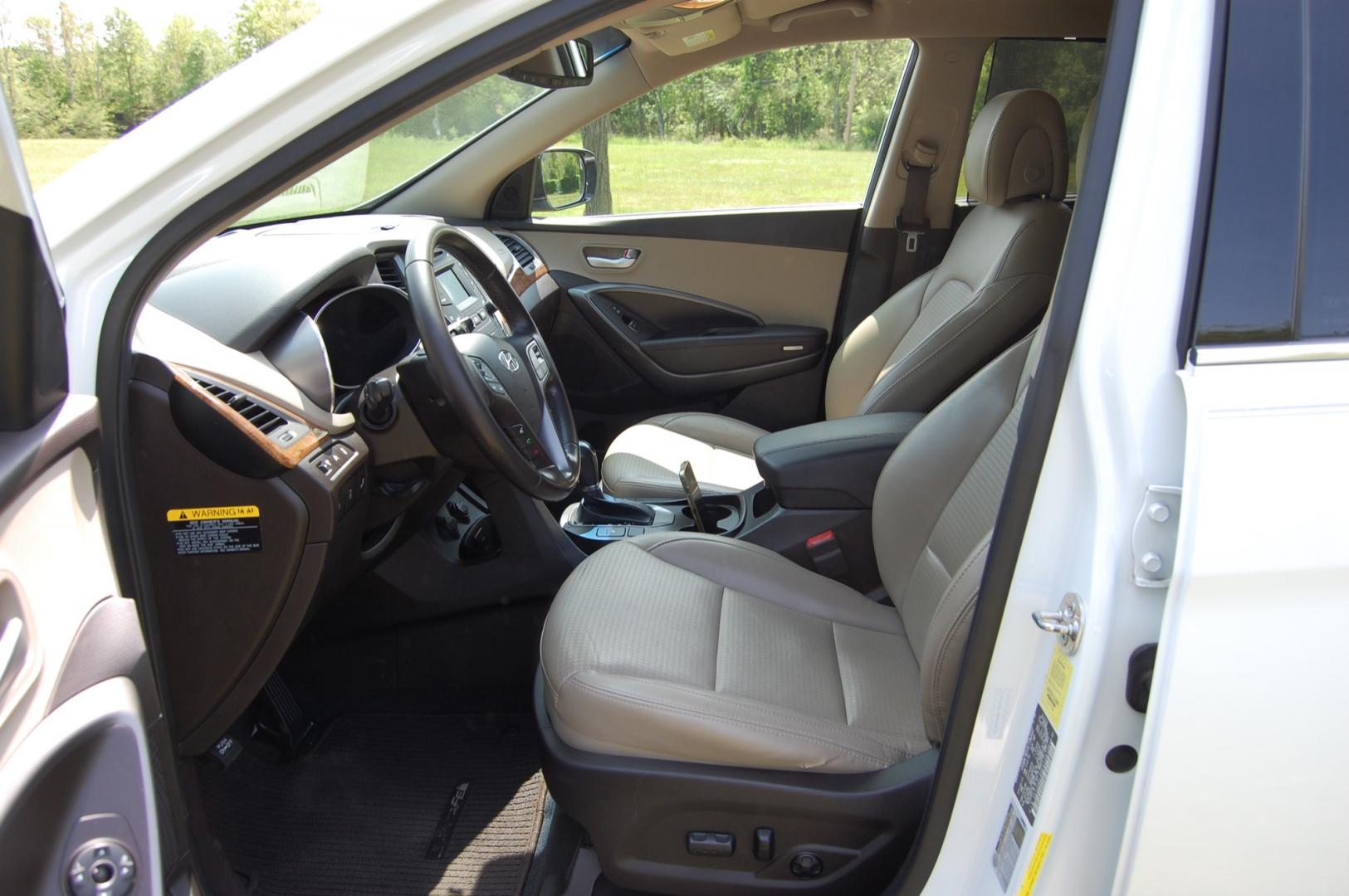 2014 White /Tan Leather Hyundai Santa Fe Sport 2.0T AWD (5XYZUDLA8EG) with an 2.0L L4 DOHC 16V TURBO engine, 6-Speed Automatic transmission, located at 6528 Lower York Road, New Hope, PA, 18938, (215) 862-9555, 40.358707, -74.977882 - 2014 Hyundai Santa Fe Sport...AWD, 2.0 liter 4 cylinder turbo charged engine, auto trans, tilt/cruise, power windows, locks ands mirrors, tan leather interior, push button start, dual climate control, dual heated, power seats, AM/FM/Bluetooth sound system, front/side curtain air bags, Eco mode. Ex - Photo#8