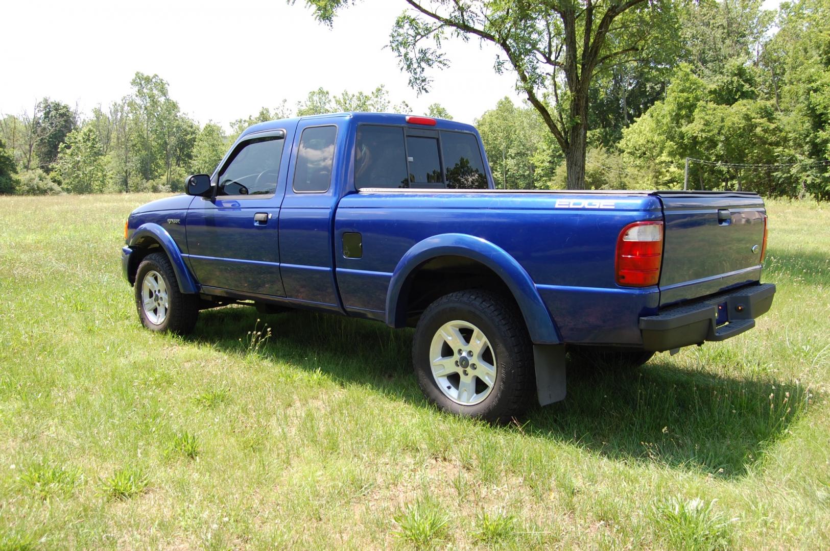 2005 Blue /Black/Gray cloth Ford Ranger Edge (1FTYR14U35P) with an 3.0L V6 OHV 12V engine, Automatic transmission, located at 6528 Lower York Road, New Hope, PA, 18938, (215) 862-9555, 40.358707, -74.977882 - Here for sale is a 2005 Ford Ranger superb Edge edition. Under the hood is a strong running 3.0 liter V6 which puts power to the rear wheels via it automatic transmission. Features include; Black/Gray cloth interior, cruise control, tilt steering wheel, cold AC, roll up windows, manual mirrors, ma - Photo#2