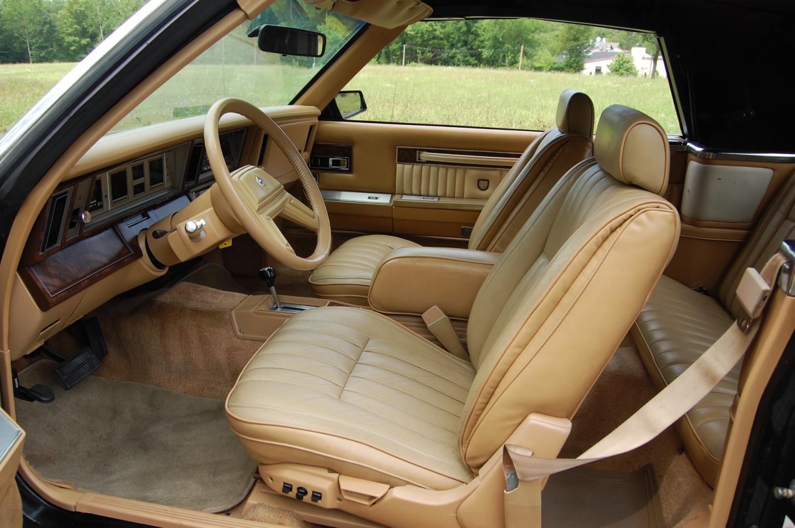 1986 /Tan Leather Chrysler LeBaron Convertible (1C3BC55E3GG) with an 2.2L L4 SOHC 8V TURBO engine, Automatic transmission, located at 6528 Lower York Road, New Hope, PA, 18938, (215) 862-9555, 40.358707, -74.977882 - Very clean 1986 Chrysler LeBaron Town+Country Woodie Convertible, powered by a 2.2 Liter turbo charged engine, automatic transmission, tilt wheel, cruise control, black paint, black power top, tan leather interior, good clean original condition, power drivers seat, power windows, locks, wire wheel - Photo#13