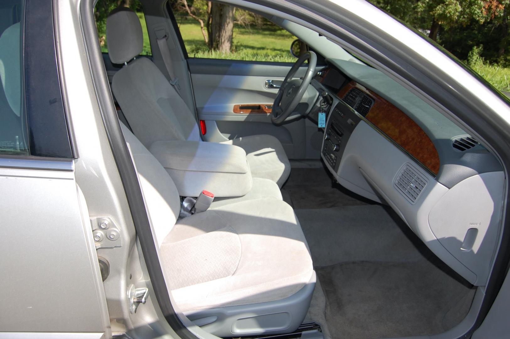 2006 Silver /Gray Cloth Buick LaCrosse CX (2G4WC582261) with an 3.8L V6 OHV 12V engine, 4-Speed Automatic Overdrive transmission, located at 6528 Lower York Road, New Hope, PA, 18938, (215) 862-9555, 40.358707, -74.977882 - Here for sale is a very nice driving 2006 Buick LaCrosse CX sedan. Under the hood is a strong running 3.8 liter V6 which puts power to the front wheels via a smooth shifting automatic transmission. Features include; Gray cloth interior in great shape, wood grain trim, one key, cruise control, tilt - Photo#16