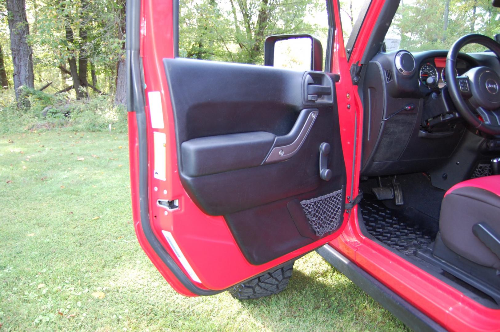 2013 RED /Black cloth Jeep Wrangler Sport (1C4AJWAG2DL) with an 3.6L V6 DOHC 24V FFV engine, Automatic transmission, located at 6528 Lower York Road, New Hope, PA, 18938, (215) 862-9555, 40.358707, -74.977882 - Here for sale is a very cool 2013 Jeep Wrangler sport 2 door. Under the hood is a strong running 3.6 liter V6 which puts power to 2 or 4 wheels via a smooth shifting automatic transmission. Features include; Black cloth interior with red/black seat covers, 2 keys, remote start system, cruise contr - Photo#12