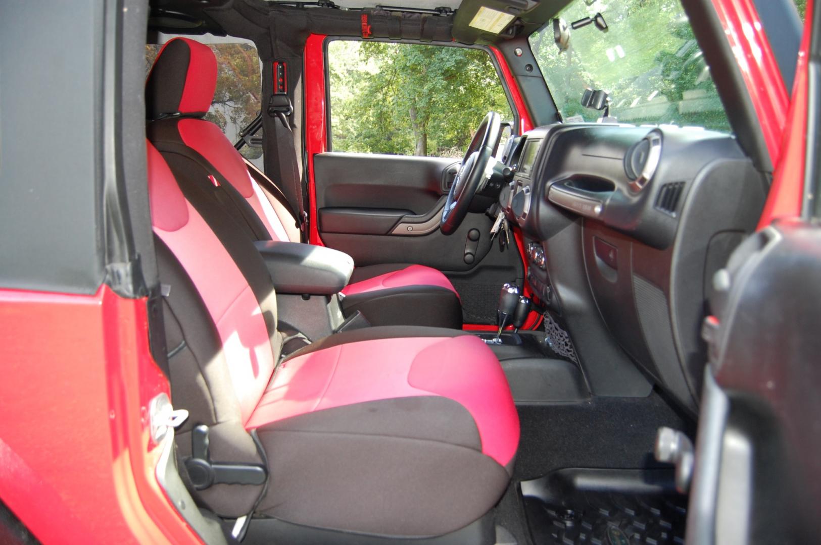 2013 RED /Black cloth Jeep Wrangler Sport (1C4AJWAG2DL) with an 3.6L V6 DOHC 24V FFV engine, Automatic transmission, located at 6528 Lower York Road, New Hope, PA, 18938, (215) 862-9555, 40.358707, -74.977882 - Here for sale is a very cool 2013 Jeep Wrangler sport 2 door. Under the hood is a strong running 3.6 liter V6 which puts power to 2 or 4 wheels via a smooth shifting automatic transmission. Features include; Black cloth interior with red/black seat covers, 2 keys, remote start system, cruise contr - Photo#17