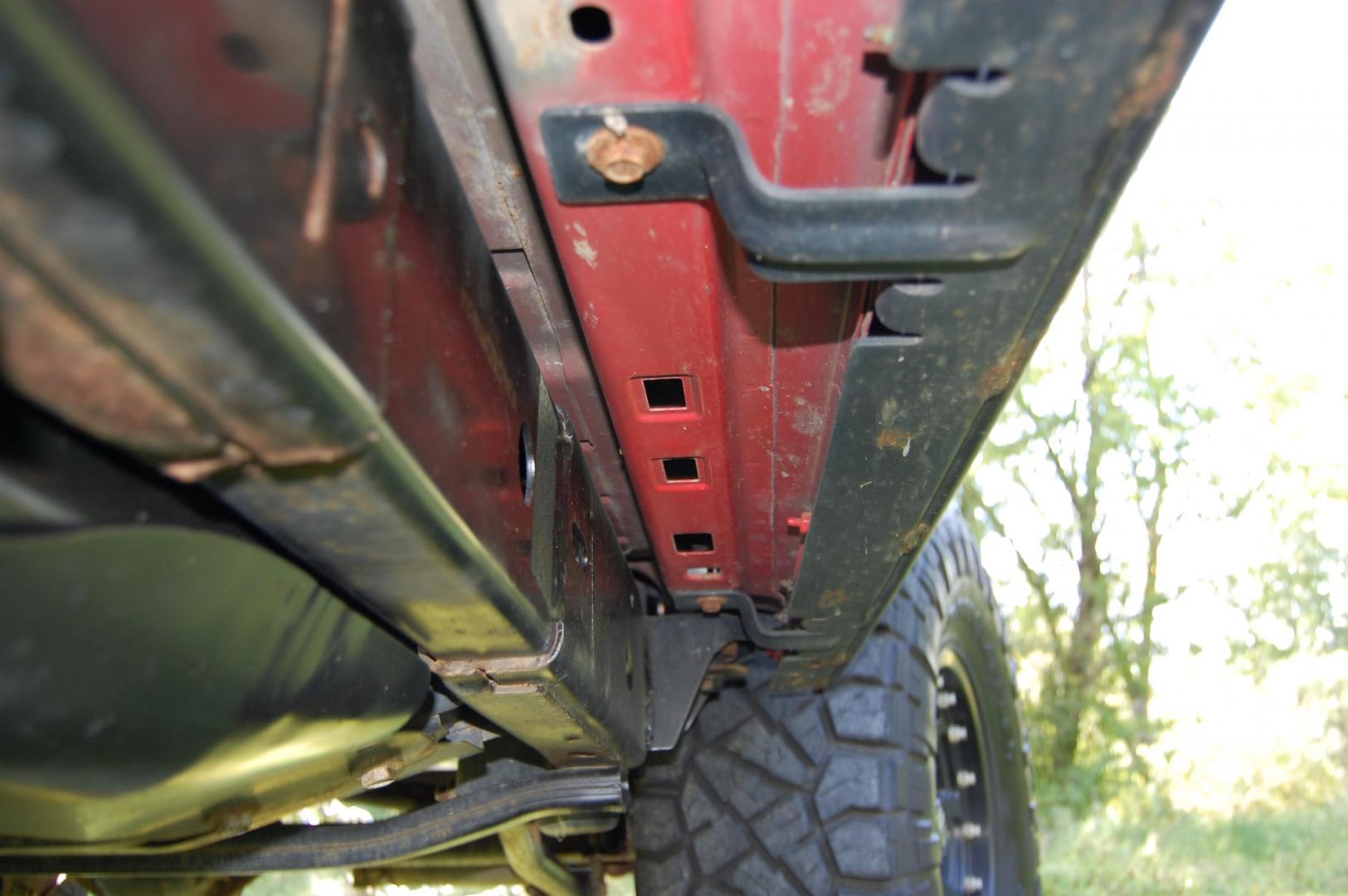 2013 RED /Black cloth Jeep Wrangler Sport (1C4AJWAG2DL) with an 3.6L V6 DOHC 24V FFV engine, Automatic transmission, located at 6528 Lower York Road, New Hope, PA, 18938, (215) 862-9555, 40.358707, -74.977882 - Here for sale is a very cool 2013 Jeep Wrangler sport 2 door. Under the hood is a strong running 3.6 liter V6 which puts power to 2 or 4 wheels via a smooth shifting automatic transmission. Features include; Black cloth interior with red/black seat covers, 2 keys, remote start system, cruise contr - Photo#27