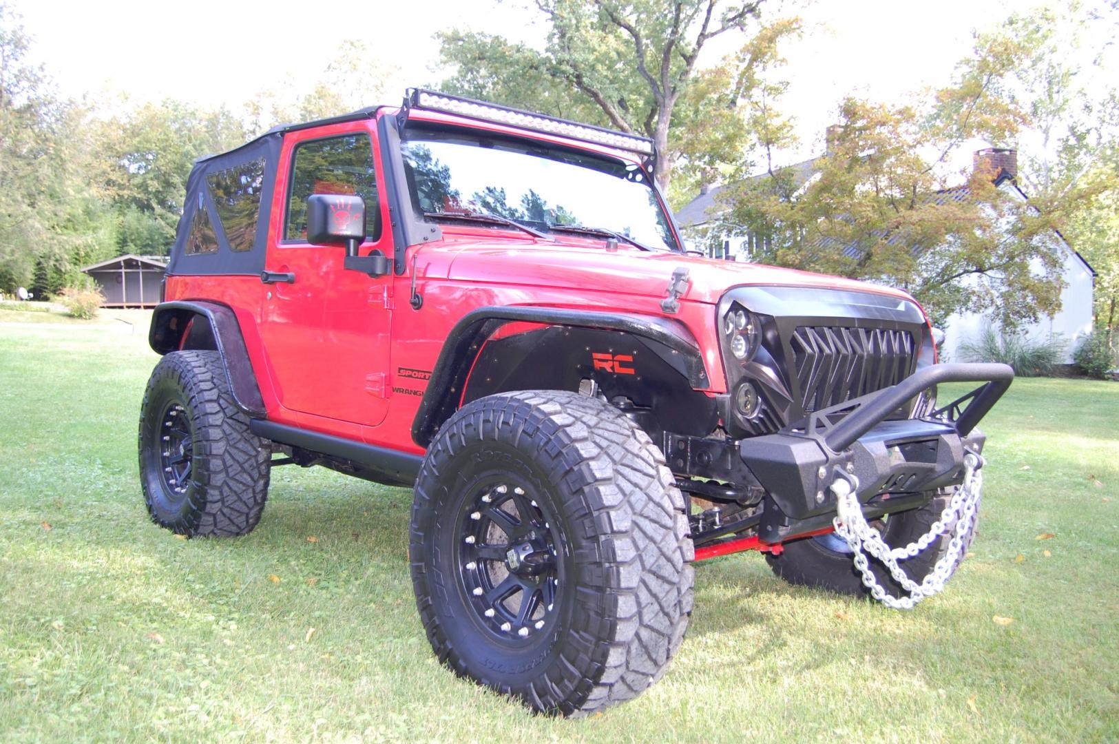 2013 RED /Black cloth Jeep Wrangler Sport (1C4AJWAG2DL) with an 3.6L V6 DOHC 24V FFV engine, Automatic transmission, located at 6528 Lower York Road, New Hope, PA, 18938, (215) 862-9555, 40.358707, -74.977882 - Here for sale is a very cool 2013 Jeep Wrangler sport 2 door. Under the hood is a strong running 3.6 liter V6 which puts power to 2 or 4 wheels via a smooth shifting automatic transmission. Features include; Black cloth interior with red/black seat covers, 2 keys, remote start system, cruise contr - Photo#5