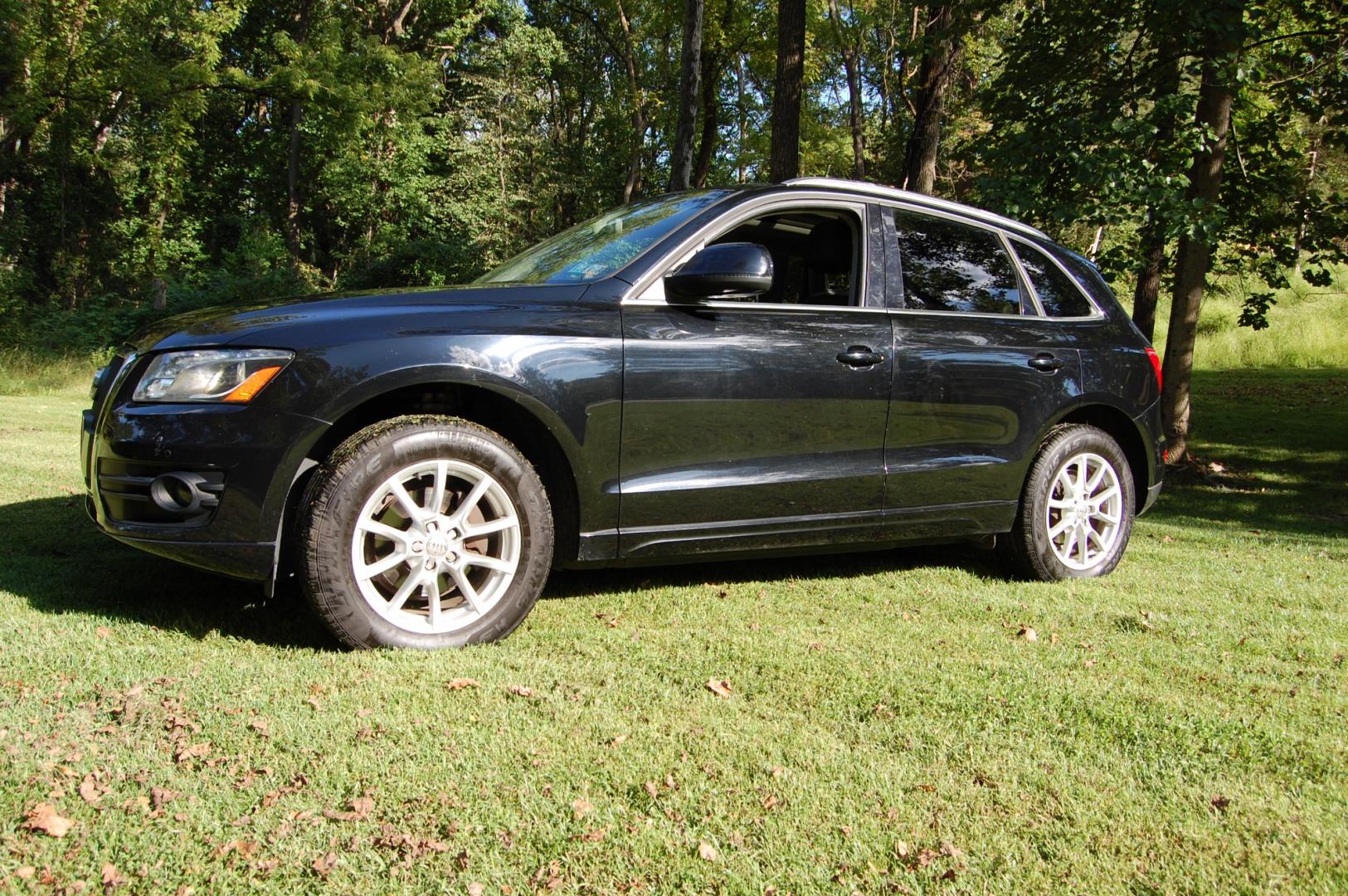 2011 Black /Black Leather Audi Q5 2.0 quattro Premium Plus (WA1LFAFP1BA) with an 2.0L L4 DOHC 16V engine, 6-Speed Automatic transmission, located at 6528 Lower York Road, New Hope, PA, 18938, (215) 862-9555, 40.358707, -74.977882 - Here for sale is a nice 2011 Audi Q5 Premium Plus. This vehicle has a Reconstructed PA title but is is great running and driving condition. Under the hood is a strong running 2.0 liter turbocharged 4 cylinder which puts power to the Quattro AWD system via a smooth shifting automatic transmission. - Photo#0