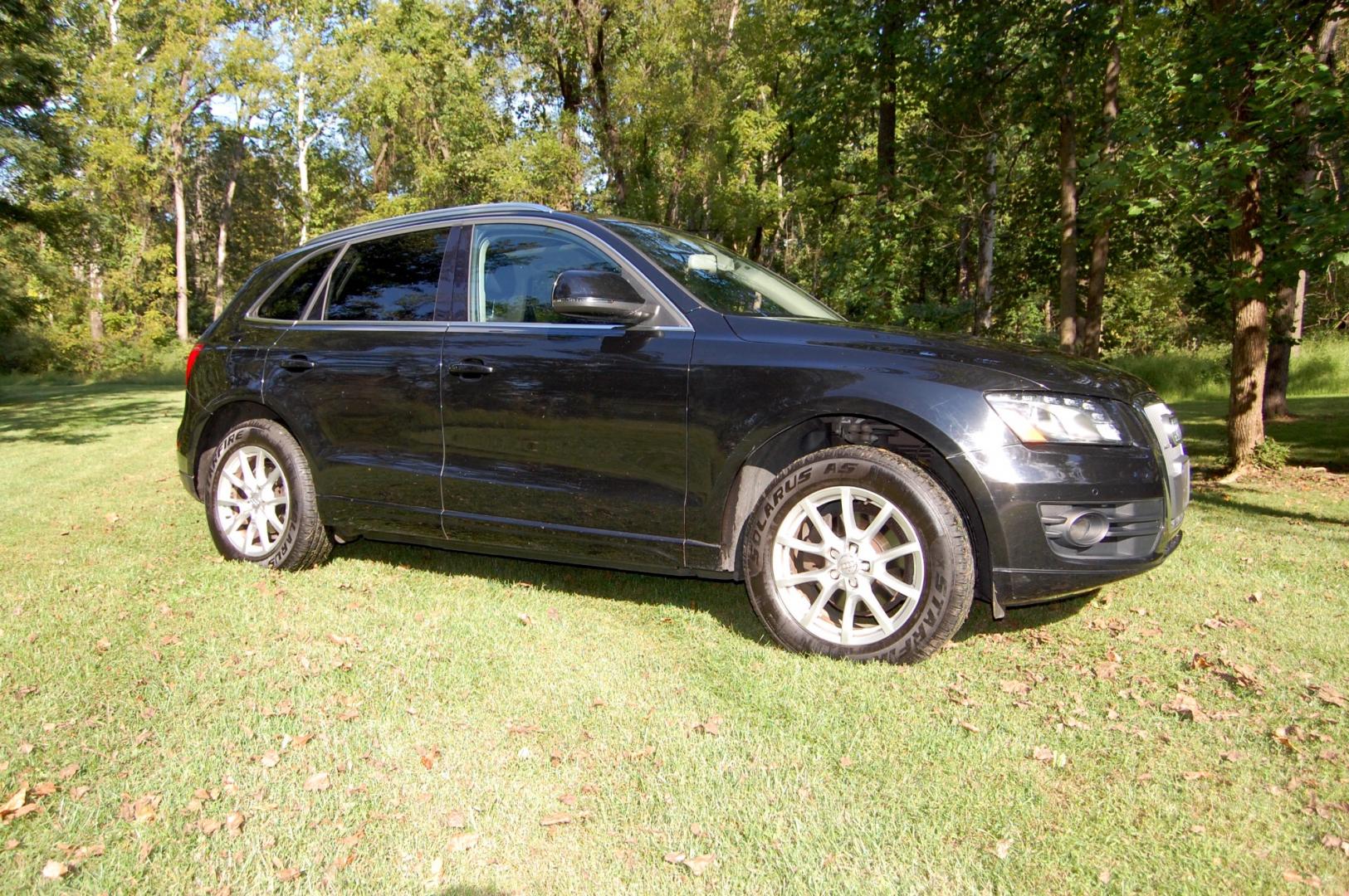 2011 Black /Black Leather Audi Q5 2.0 quattro Premium Plus (WA1LFAFP1BA) with an 2.0L L4 DOHC 16V engine, 6-Speed Automatic transmission, located at 6528 Lower York Road, New Hope, PA, 18938, (215) 862-9555, 40.358707, -74.977882 - Here for sale is a nice 2011 Audi Q5 Premium Plus. This vehicle has a Reconstructed PA title but is is great running and driving condition. Under the hood is a strong running 2.0 liter turbocharged 4 cylinder which puts power to the Quattro AWD system via a smooth shifting automatic transmission. - Photo#11