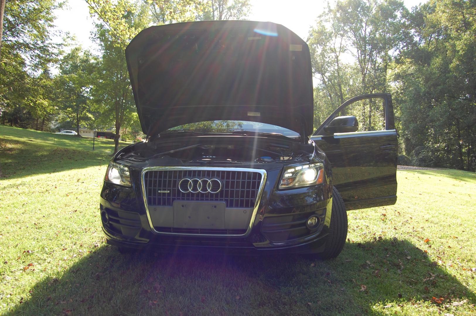 2011 Black /Black Leather Audi Q5 2.0 quattro Premium Plus (WA1LFAFP1BA) with an 2.0L L4 DOHC 16V engine, 6-Speed Automatic transmission, located at 6528 Lower York Road, New Hope, PA, 18938, (215) 862-9555, 40.358707, -74.977882 - Here for sale is a nice 2011 Audi Q5 Premium Plus. This vehicle has a Reconstructed PA title but is is great running and driving condition. Under the hood is a strong running 2.0 liter turbocharged 4 cylinder which puts power to the Quattro AWD system via a smooth shifting automatic transmission. - Photo#27