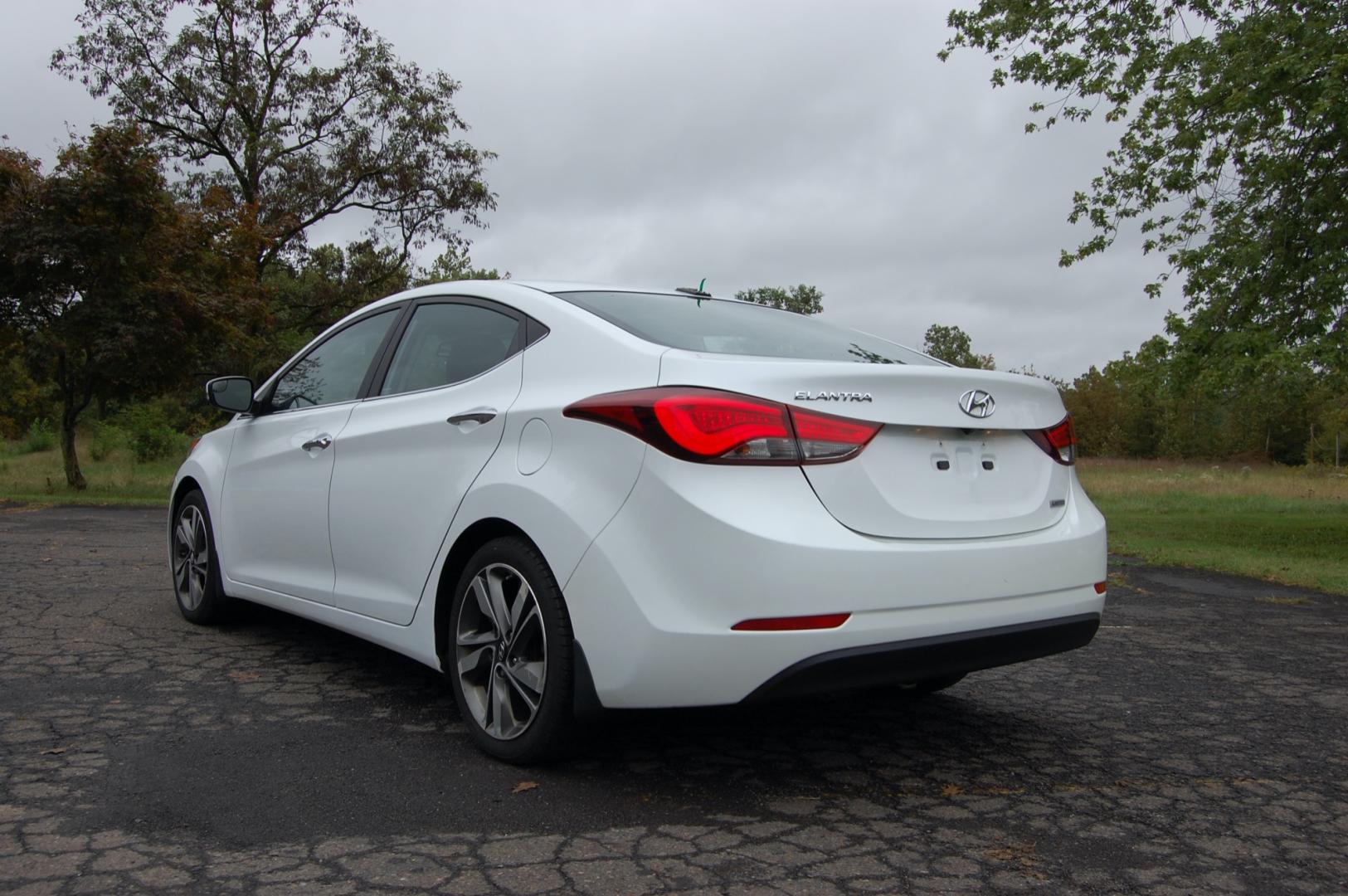 2015 White /Black Leather Hyundai Elantra Limited (5NPDH4AE7FH) with an 1.8L L4 DOHC 16V engine, 6-Speed Automatic transmission, located at 6528 Lower York Road, New Hope, PA, 18938, (215) 862-9555, 40.358707, -74.977882 - Here for sale is a very nice 2015 Hyundai Elantra Limited sedan. Under the hood is a strong running 1.8 liter 4 cylinder which puts power to the front wheels via a smooth shifting automatic transmission. Features include; Black leather interior, keyless entry system, one master key, cruise control - Photo#2