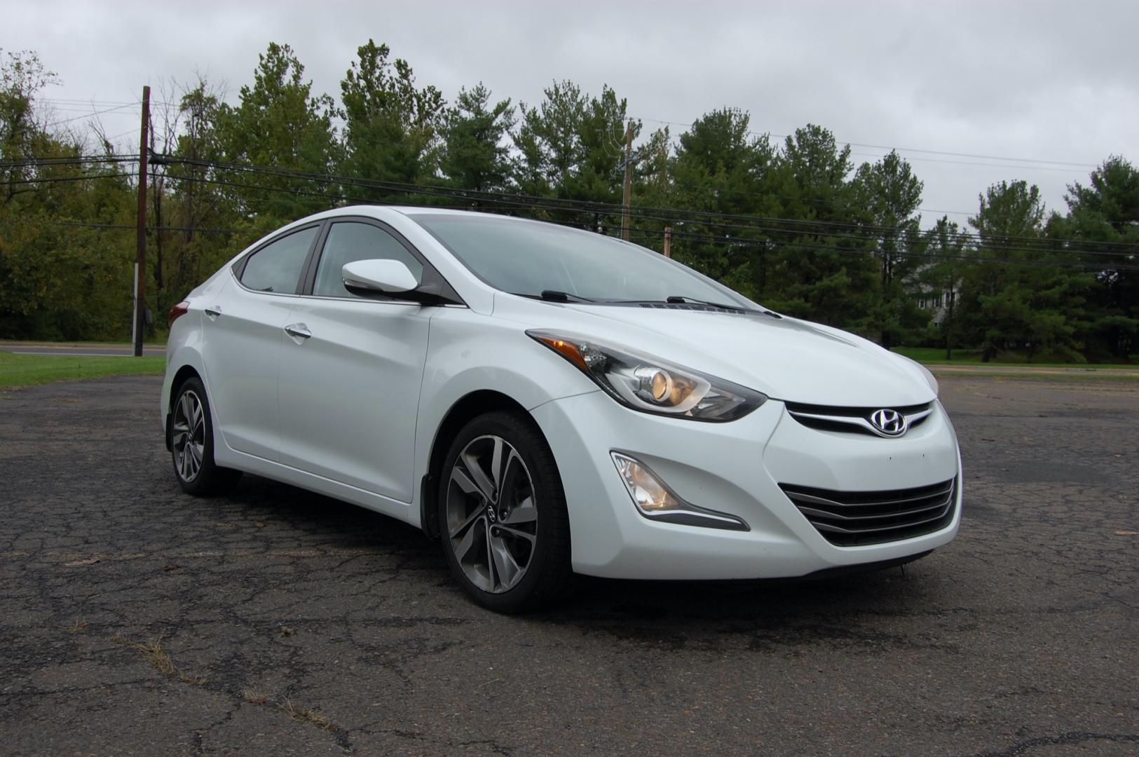 2015 White /Black Leather Hyundai Elantra Limited (5NPDH4AE7FH) with an 1.8L L4 DOHC 16V engine, 6-Speed Automatic transmission, located at 6528 Lower York Road, New Hope, PA, 18938, (215) 862-9555, 40.358707, -74.977882 - Here for sale is a very nice 2015 Hyundai Elantra Limited sedan. Under the hood is a strong running 1.8 liter 4 cylinder which puts power to the front wheels via a smooth shifting automatic transmission. Features include; Black leather interior, keyless entry system, one master key, cruise control - Photo#6