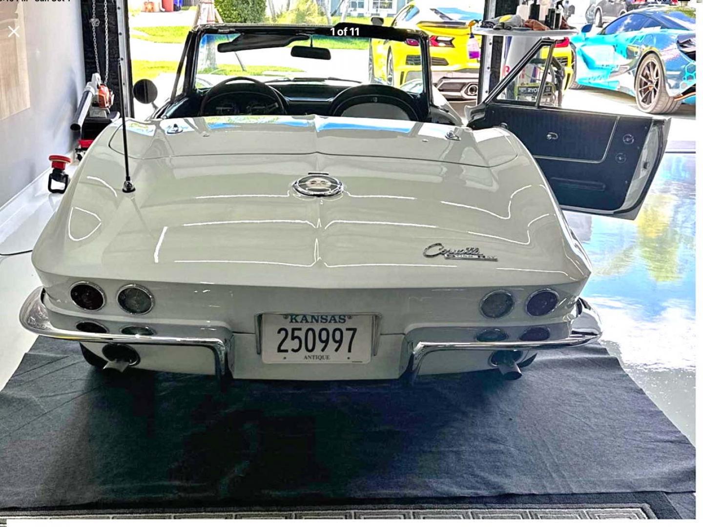 1964 White /Black Leather Chevrolet Corvette (40867S10657) with an 350Ci engine, 4 speed manual transmission, located at 6528 Lower York Road, New Hope, PA, 18938, (215) 862-9555, 40.358707, -74.977882 - Photo#4