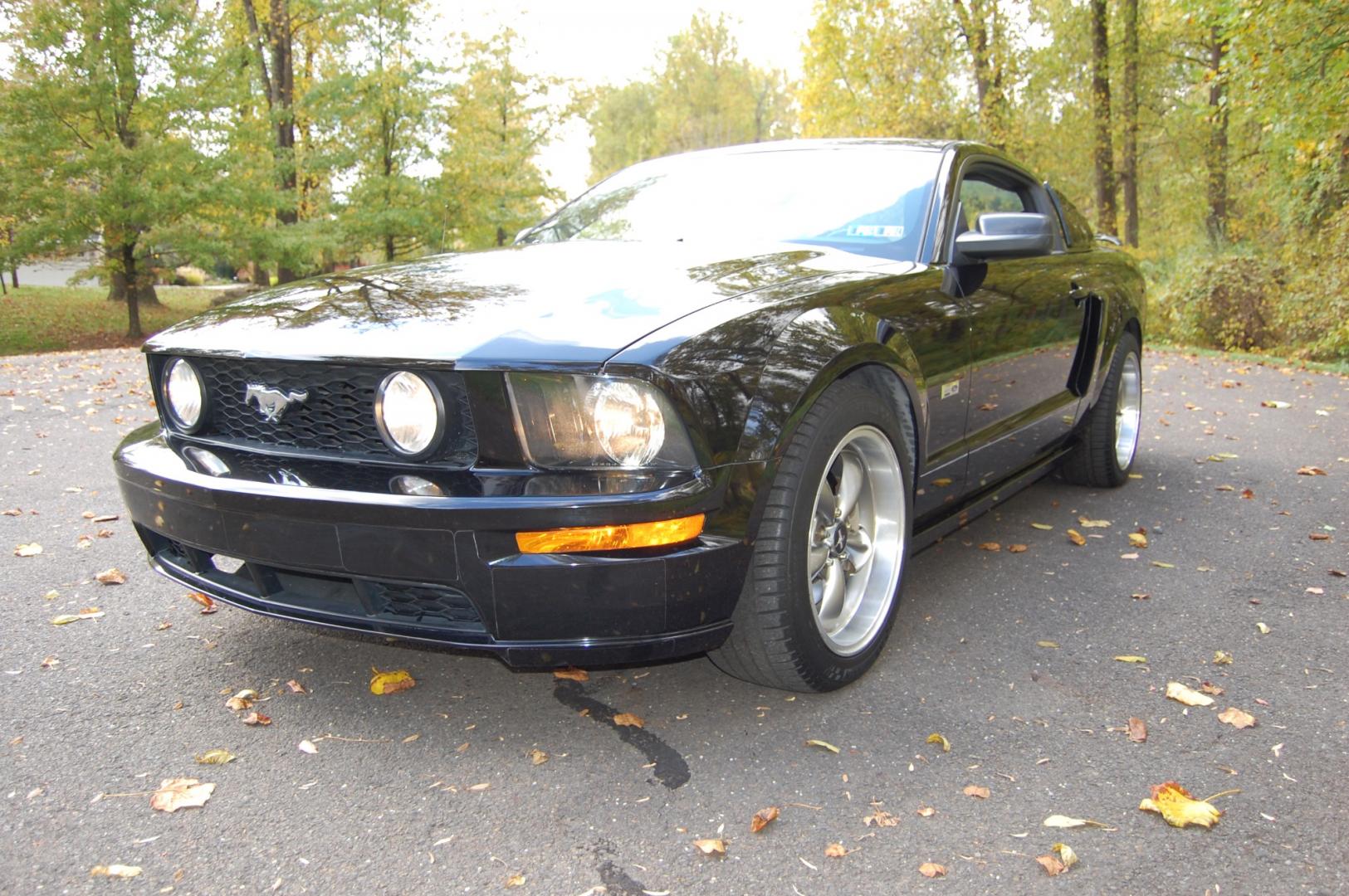 2005 Black /Black leather Ford Mustang GT Premium Coupe (1ZVHT82H455) with an 4.6L V8 SOHC 24V engine, 5 Speed Manual transmission, located at 6528 Lower York Road, New Hope, PA, 18938, (215) 862-9555, 40.358707, -74.977882 - Here we have a beautiful Ford Mustang GT, only 25k original miles, a 4.6L V8 putting power to the rear wheels via a manual 5 speed transmission. The interior offers black leather, keyless entry, heat, A/C, AM/FM/CD/AUX radio, tilt steering wheel, cruise control, power windows, power locks and pow - Photo#30