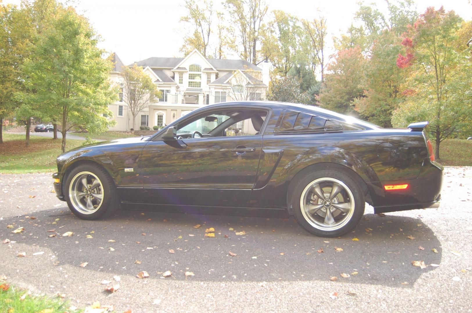 2005 Black /Black leather Ford Mustang GT Premium Coupe (1ZVHT82H455) with an 4.6L V8 SOHC 24V engine, 5 Speed Manual transmission, located at 6528 Lower York Road, New Hope, PA, 18938, (215) 862-9555, 40.358707, -74.977882 - Here we have a beautiful Ford Mustang GT, only 25k original miles, a 4.6L V8 putting power to the rear wheels via a manual 5 speed transmission. The interior offers black leather, keyless entry, heat, A/C, AM/FM/CD/AUX radio, tilt steering wheel, cruise control, power windows, power locks and pow - Photo#31