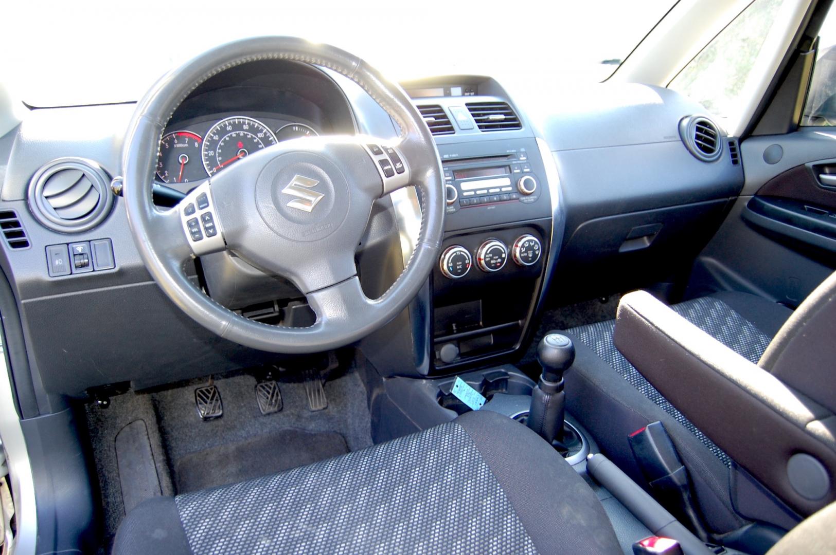 2009 Silver /Back Cloth Suzuki SX4 Crossover Crossover (JS2YB417095) with an 2.0L L4 DOHC 16V engine, 5 Speed Manual transmission, located at 6528 Lower York Road, New Hope, PA, 18938, (215) 862-9555, 40.358707, -74.977882 - Here for sale is a very nice 2009 Suzuki SX4 Crossover. Under the hood is a strong running 2.0 liter 4 cylinder which puts power to 2 or 4 wheels via a solid shifting 5 speed manual transmission with a strong clutch. Features include; Black cloth interior, keyless entry system, 2 master keys, one - Photo#9