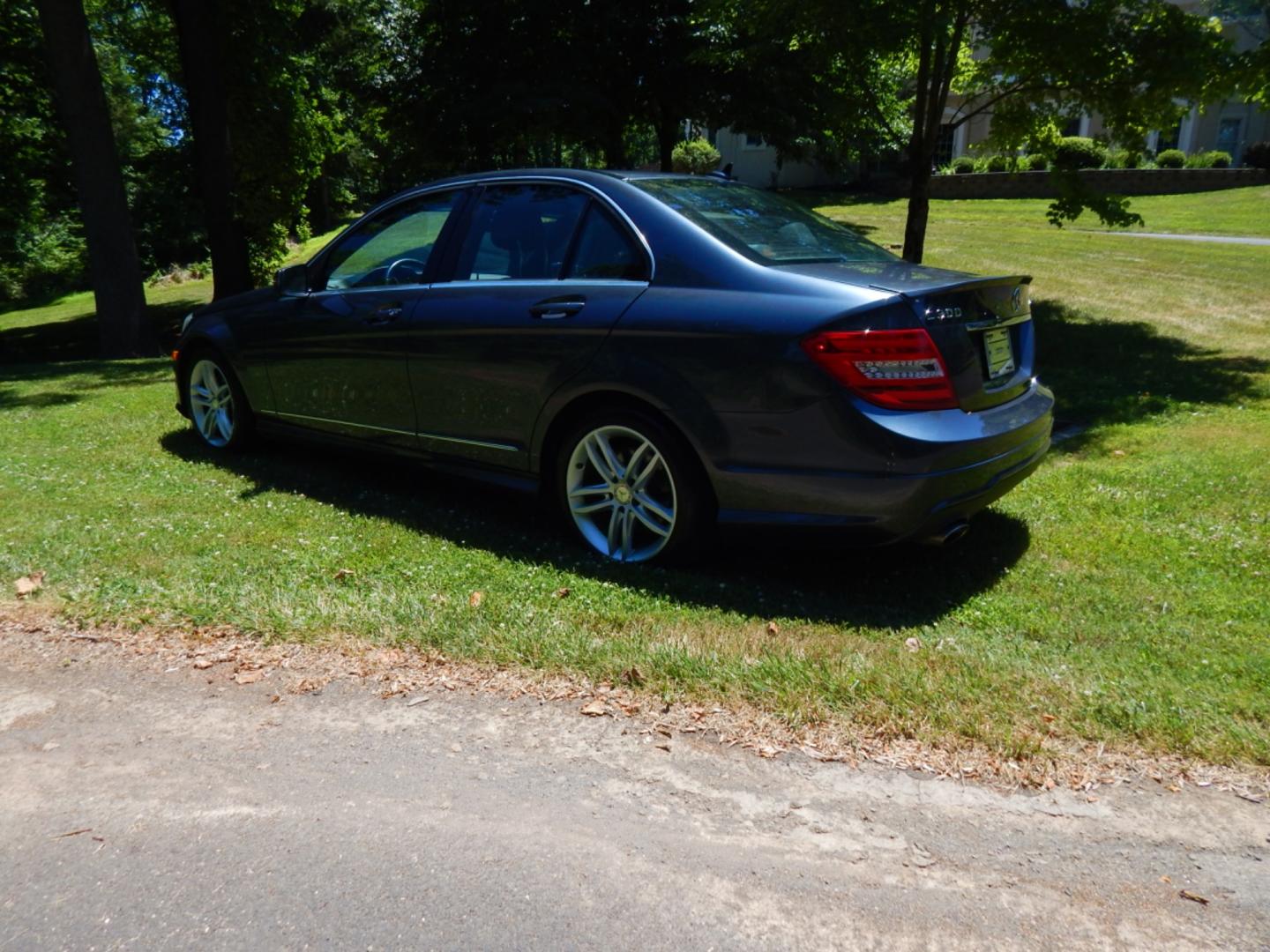 2014 Gray /Black Leather Mercedes-Benz C-Class Sport (WDDGF8AB4EG) with an 3.5L V6 engine, Automatic transmission, located at 6528 Lower York Road, New Hope, PA, 18938, (215) 862-9555, 40.358707, -74.977882 - Here we have a nice running and driving Mercedes C300 with a 3.5L V6 putting power to all four wheels via a smooth shifting automatic transmission. Options include: black leather, dual power seats, dual climate controls, heated front seats, AM/FM/CD/SAT/BLUETOOTH radio, Harman/Kardon speakers, nav - Photo#2