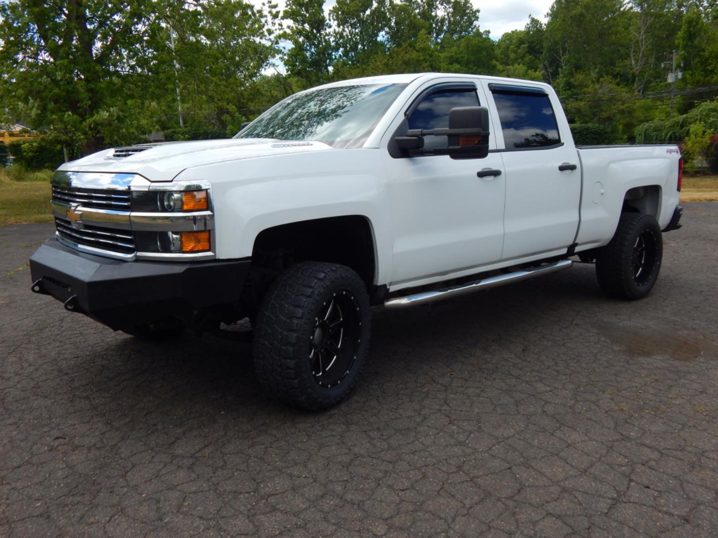 2017 White /Grey Vinyl Chevrolet Silverado 1500 (1GC1KUEY5HF) , Allison Automatic transmission, located at 6528 Lower York Road, New Hope, PA, 18938, (215) 862-9555, 40.358707, -74.977882 - 2017 Chevrolet Silverado Duramax...2 or 4wheel drive, turbo diesel engine, Allison automatic transmission, tilt wheel, cruise control, grey vinyl seating, 4 doors, step up side rails, 20" wheels with LT305/55/20 tires that are almost new Ice cold AC, bed liner, 5th wheel and an AM/FM stereo. The pr - Photo#0