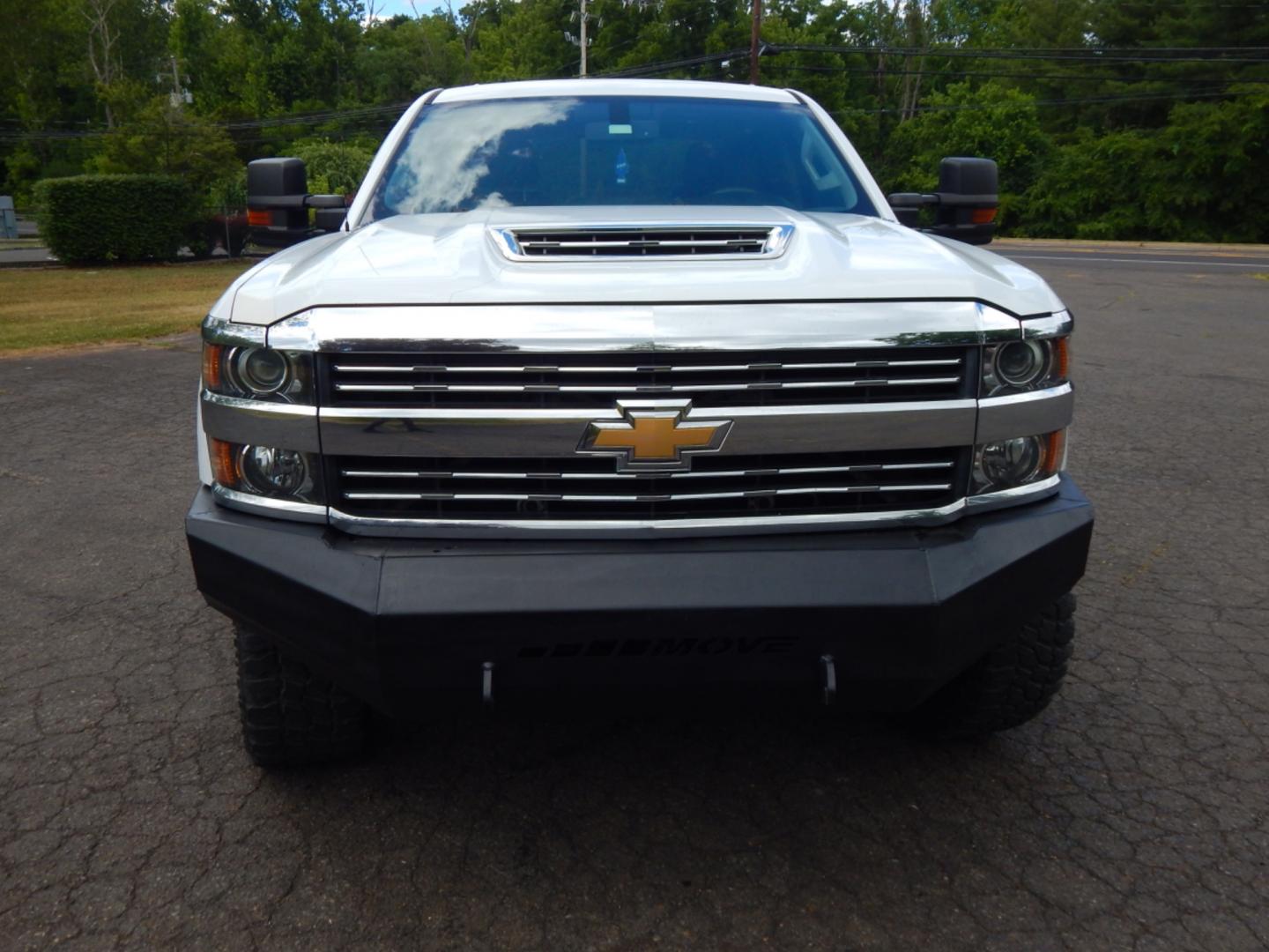 2017 White /Grey Vinyl Chevrolet Silverado 1500 (1GC1KUEY5HF) , Allison Automatic transmission, located at 6528 Lower York Road, New Hope, PA, 18938, (215) 862-9555, 40.358707, -74.977882 - 2017 Chevrolet Silverado Duramax...2 or 4wheel drive, turbo diesel engine, Allison automatic transmission, tilt wheel, cruise control, grey vinyl seating, 4 doors, step up side rails, 20" wheels with LT305/55/20 tires that are almost new Ice cold AC, bed liner, 5th wheel and an AM/FM stereo. The pr - Photo#6