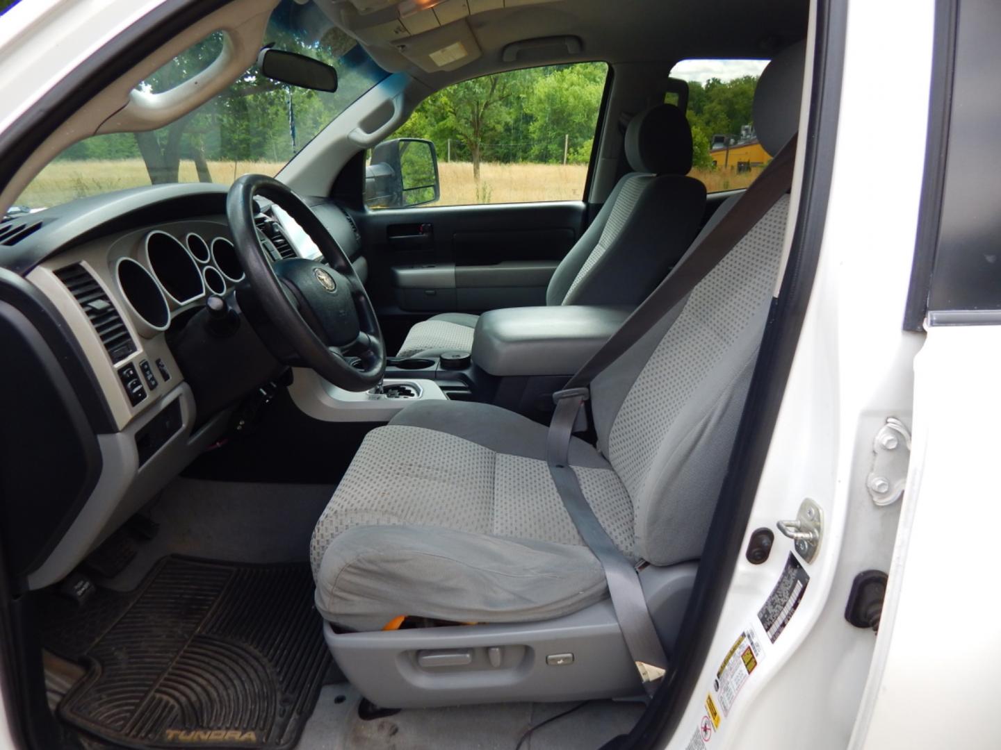 2008 White /GRAY Cloth Toyota Tundra SR5 (5TBRV54108S) with an 5.7 Liter V8 engine, Automatic transmission, located at 6528 Lower York Road, New Hope, PA, 18938, (215) 862-9555, 40.358707, -74.977882 - 2008 Toyota Tundra Double Cab....5.7 Liter V8 engine, auto trans, tilt wheel, cruise control, dual climate control, power drivers seat, windows, locks, sliding rear window, dual mirrors, drop in bed liner step up rails, TRD wheels, 275/65/R18 like new tires, AM/FM/Bluetooth/Navigation screen. Price - Photo#13