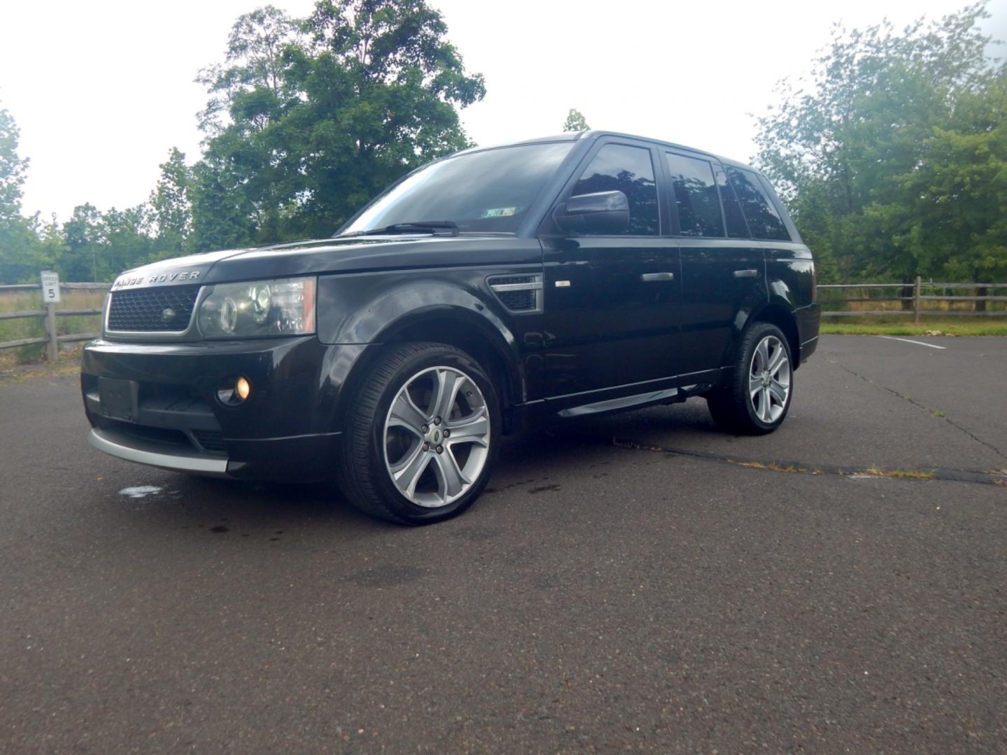 2011 Black /Black Leather Land Rover Range Rover Sport GT Limited Edition (SALSF2D45BA) with an 5.0L V8 engine, Automatic transmission, located at 6528 Lower York Road, New Hope, PA, 18938, (215) 862-9555, 40.358707, -74.977882 - Here we have a beautiful Range Rover Sport HSE GT Limited Edition with a 5.0L V8 putting power to all four wheels via a smooth shifting automatic transmission. Options include: black leather, dual climate control, headed seats all around, air suspension, AM/FM/SAT/CD/USB/AUX radio with navigation, H - Photo#0