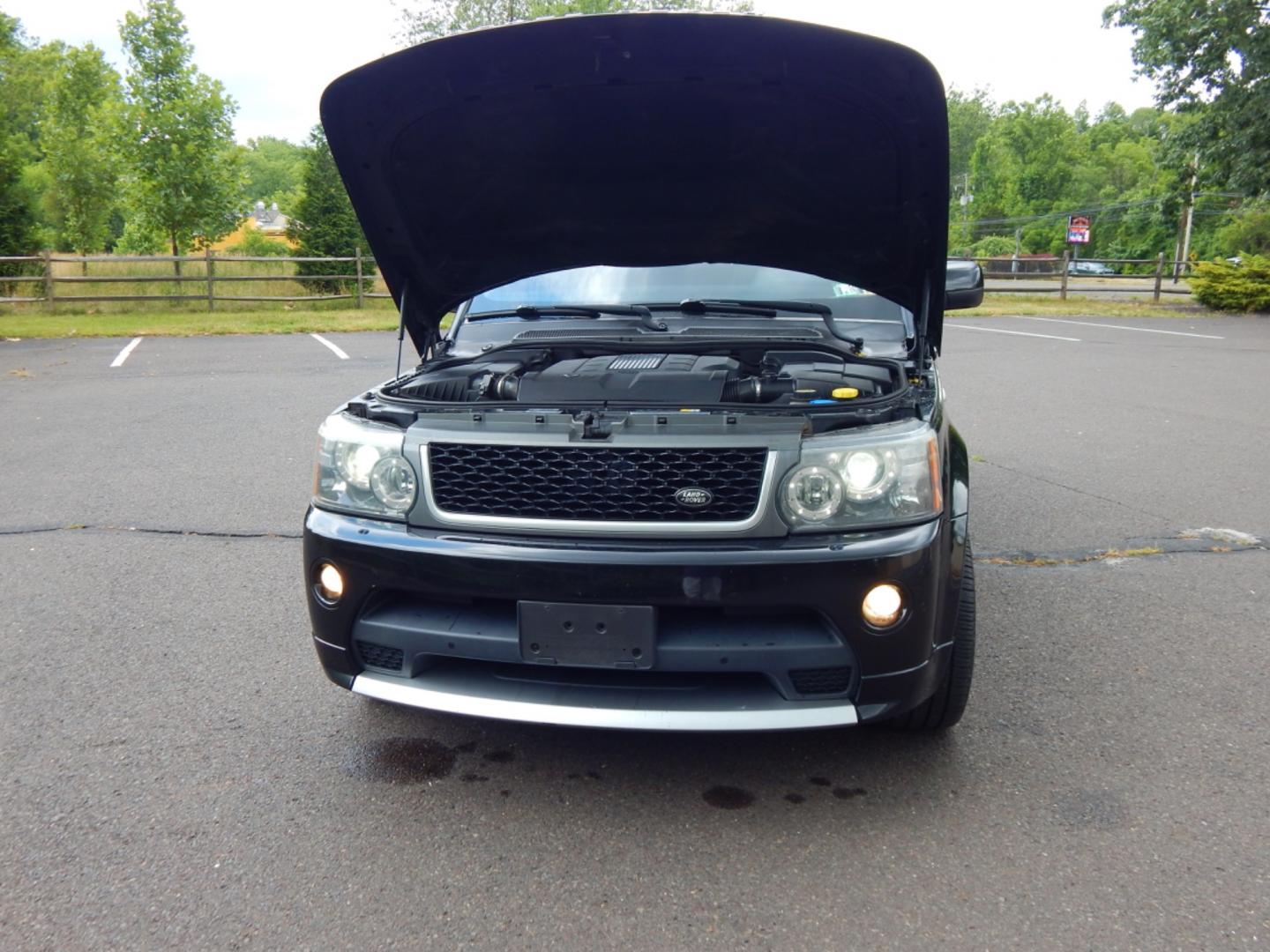 2011 Black /Black Leather Land Rover Range Rover Sport GT Limited Edition (SALSF2D45BA) with an 5.0L V8 engine, Automatic transmission, located at 6528 Lower York Road, New Hope, PA, 18938, (215) 862-9555, 40.358707, -74.977882 - Here we have a beautiful Range Rover Sport HSE GT Limited Edition with a 5.0L V8 putting power to all four wheels via a smooth shifting automatic transmission. Options include: black leather, dual climate control, headed seats all around, air suspension, AM/FM/SAT/CD/USB/AUX radio with navigation, H - Photo#21