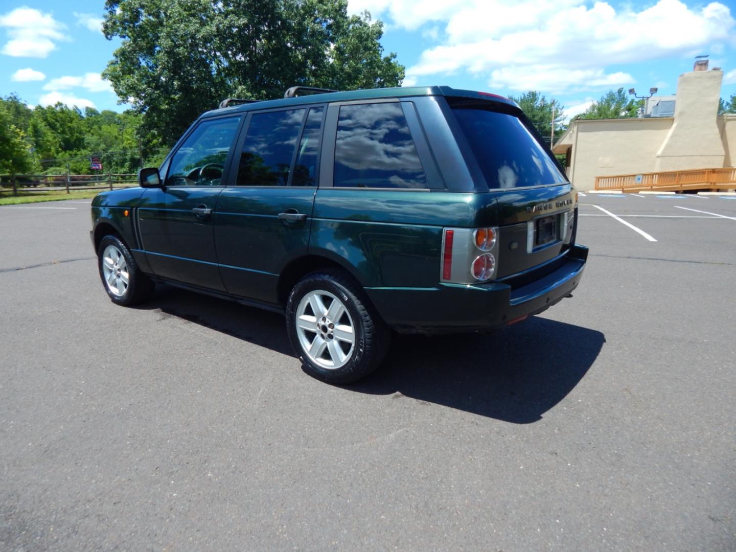 2003 Green /Tan Leather Land Rover Range Rover HSE (SALME11433A) with an 4.4L V8 DOHC 32V engine, 5-Speed Automatic Overdrive transmission, located at 6528 Lower York Road, New Hope, PA, 18938, (215) 862-9555, 40.358707, -74.977882 - Here we have a Range Rover HSE with a 4.4L V8 putting power to all four wheels via a smooth shifting automatic transmission. Options include: tan leather, dual climate controls, heated seats all around, moonroof, power front seats, AM/FM/DISC/TAPE radio, Harman/Kardon speakers, heated steering wheel - Photo#2