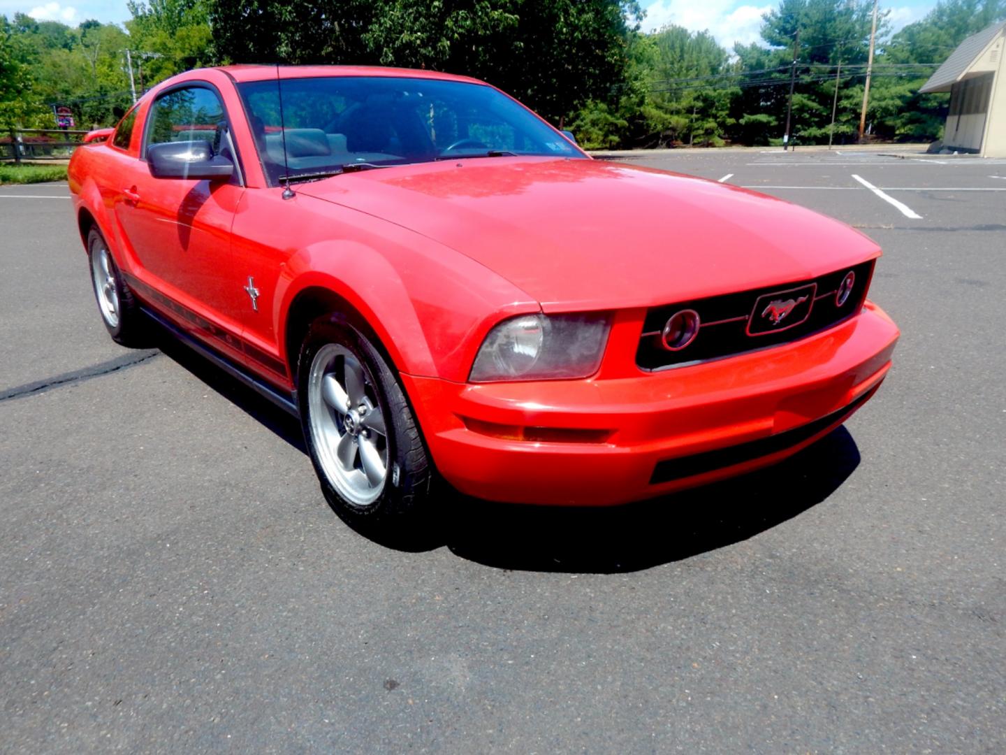 2006 RED /Black Cloth Ford Mustang V6 Deluxe Coupe (1ZVFT80N965) with an 4.0L V6 SOHC 12V engine, Automatic transmission, located at 6528 Lower York Road, New Hope, PA, 18938, (215) 862-9555, 40.358707, -74.977882 - Here we have a 2006 Ford Mustang with a 4.0L V6 putting power to the rear wheels via a smooth shifting automatic transmission. Options include: black cloth, AM/FM/CD/AUX radio, cruise control, tilt steering wheel, power windows/locks/mirrors, power sliding drivers seat, moonroof, rear spoiler and 17 - Photo#2