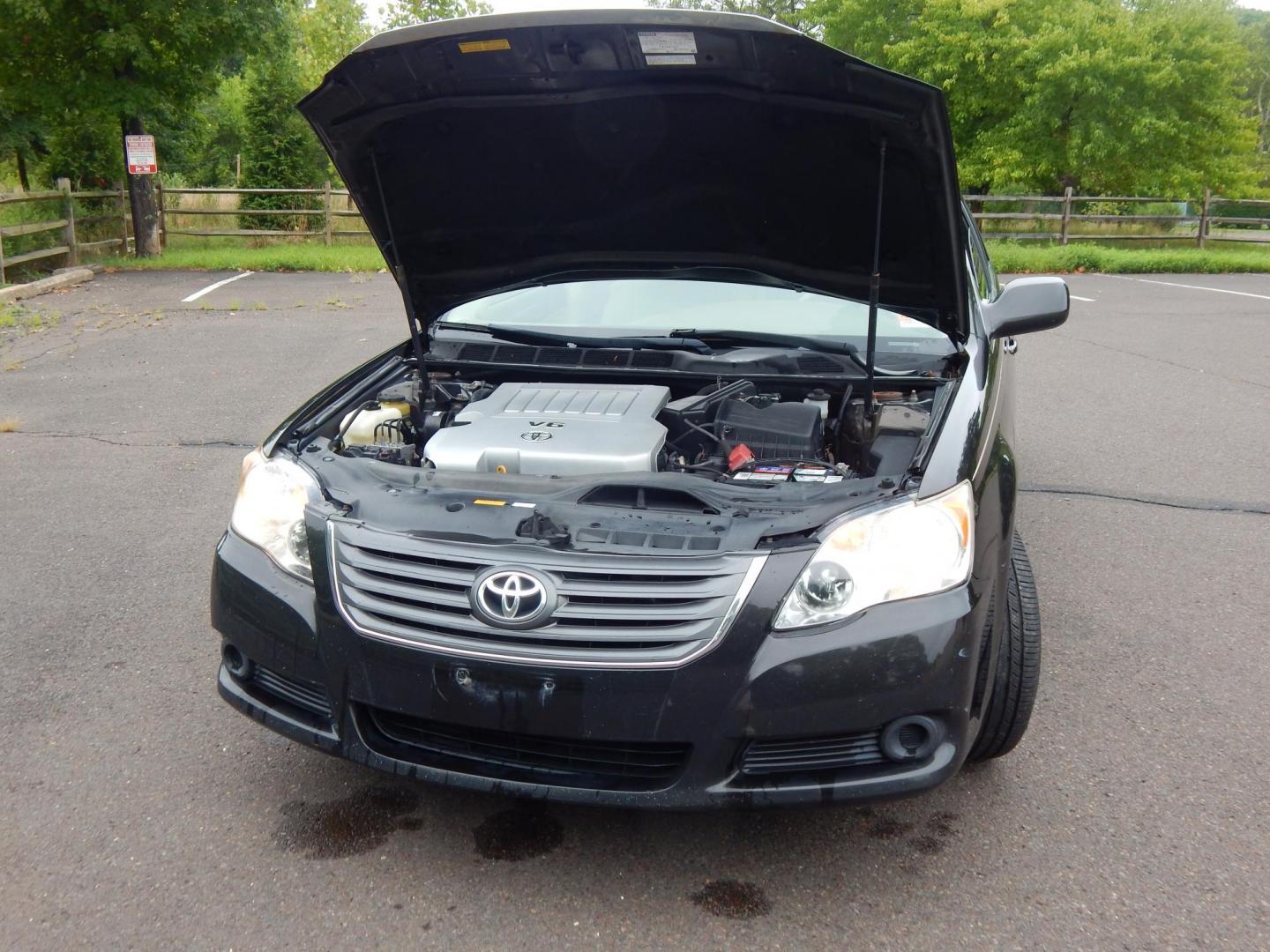 2009 Brown /Tan Cloth Toyota Avalon Limited (4T1BK36B69U) with an 3.5L V6 DOHC 24V engine, 6-Speed Automatic transmission, located at 6528 Lower York Road, New Hope, PA, 18938, (215) 862-9555, 40.358707, -74.977882 - Here we have a Avalon XL with a 3.5L V6 putting power to the front wheels via an automatic transmission. Options include: tan cloth, power drivers seat, dual climate, AM/FM/CD/SAT/AUX radio, cruise control, tilt steering wheel, automatic headlights, power windows/locks/mirrors, dual exhaust and 16 i - Photo#25