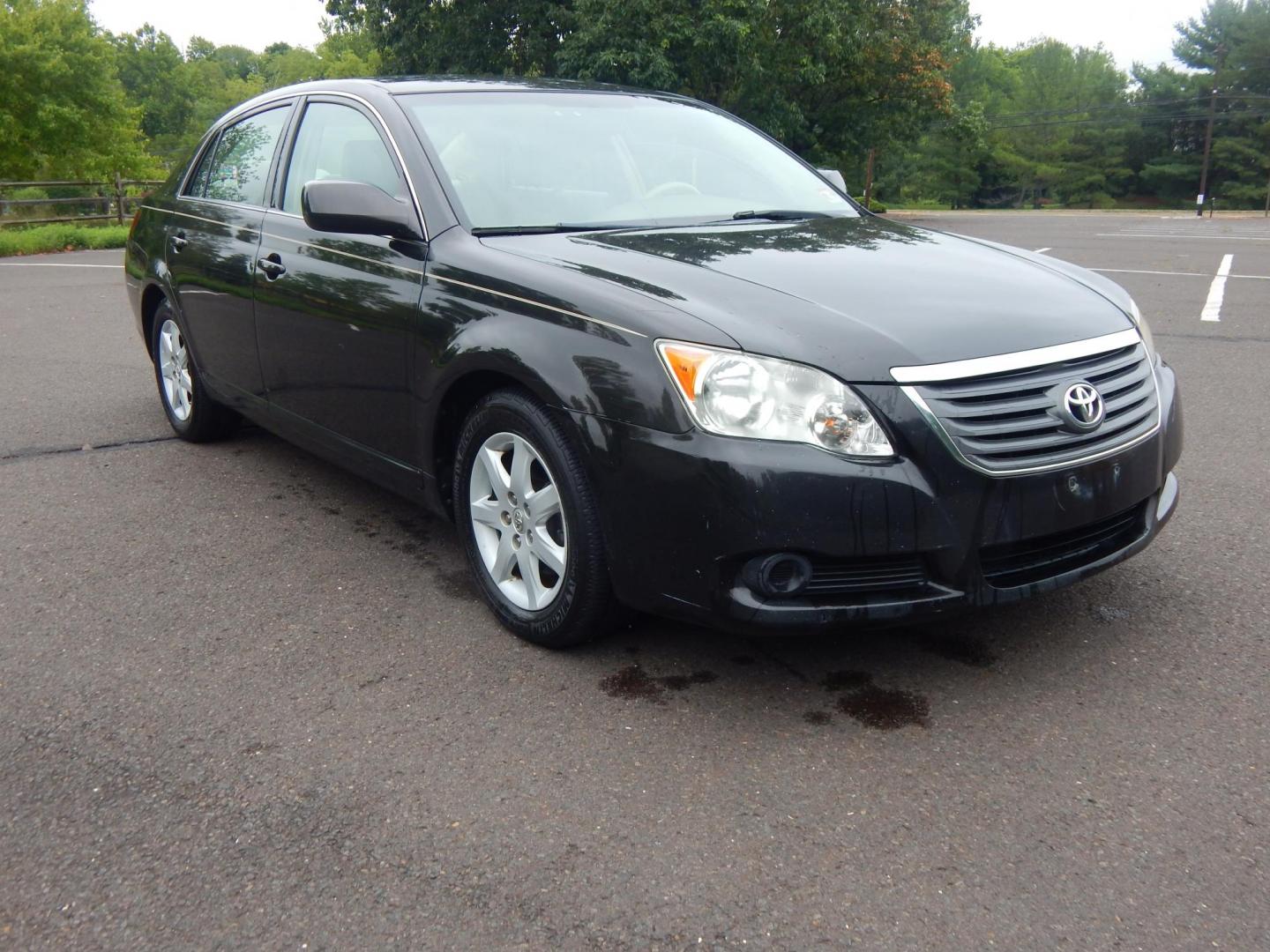 2009 Brown /Tan Cloth Toyota Avalon Limited (4T1BK36B69U) with an 3.5L V6 DOHC 24V engine, 6-Speed Automatic transmission, located at 6528 Lower York Road, New Hope, PA, 18938, (215) 862-9555, 40.358707, -74.977882 - Here we have a Avalon XL with a 3.5L V6 putting power to the front wheels via an automatic transmission. Options include: tan cloth, power drivers seat, dual climate, AM/FM/CD/SAT/AUX radio, cruise control, tilt steering wheel, automatic headlights, power windows/locks/mirrors, dual exhaust and 16 i - Photo#3