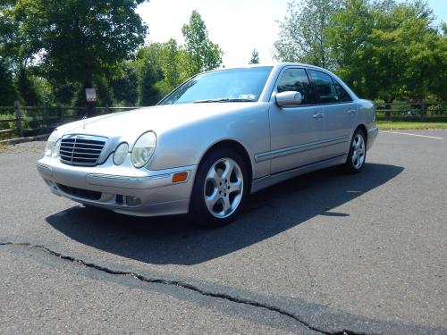 2002 Mercedes-Benz E-Class E320