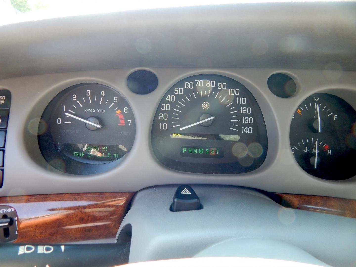 2002 Red /Gray Leather Buick LeSabre Limited (1G4HR54K12U) with an 3.8L V6 OHV 12V engine, 4-Speed Automatic Overdrive transmission, located at 6528 Lower York Road, New Hope, PA, 18938, (215) 862-9555, 40.358707, -74.977882 - Here we have a great running and driving Buick Lesabre with a 3.8L V6 putting power to the front wheels via a smooth shifting automatic transmission. Options include: gray leather, dual power seats, dual climate controls, AM/FM/CD/TAPE radio, cruise control, tilt steering wheel, heated front seats, - Photo#11