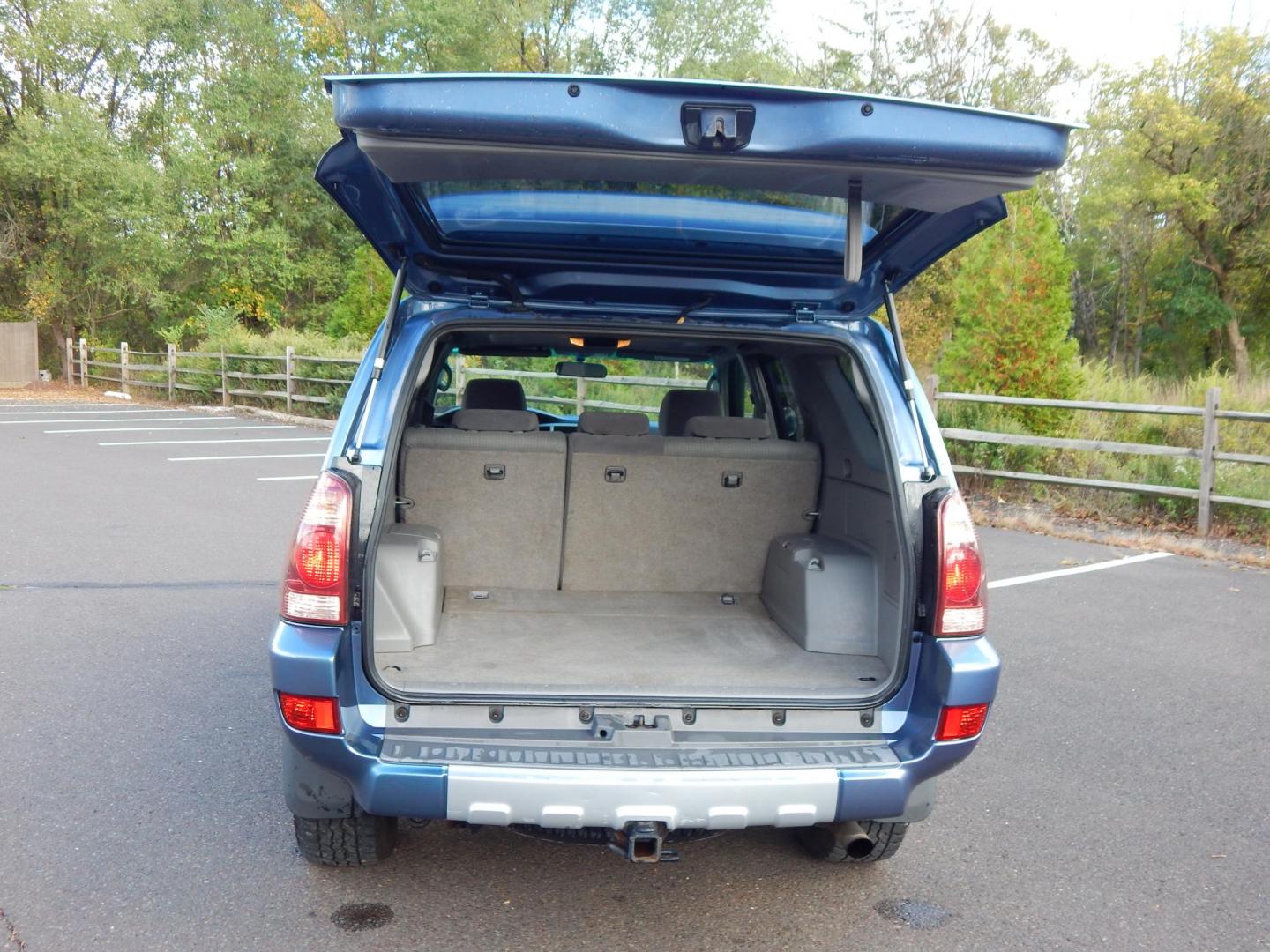 2004 Blue /Gray Cloth Toyota 4Runner Sport Edition 4WD (JTEBU14R340) with an 4.0L V6 DOHC 24V engine, Automatic transmission, located at 6528 Lower York Road, New Hope, PA, 18938, (215) 862-9555, 40.358707, -74.977882 - Here we have a 2004 Toyota 4 runner with a 4.0L V6 putting power to a 4x4 automatic transmission. Options include: gray cloth, A/C, heat, AM/FM/CD/TAPE radio, rear sliding glass, sunroof, cruise control, power windows/locks/mirrors, JBL speakers, tilt steering wheel, roof rack, running boards, tow h - Photo#14